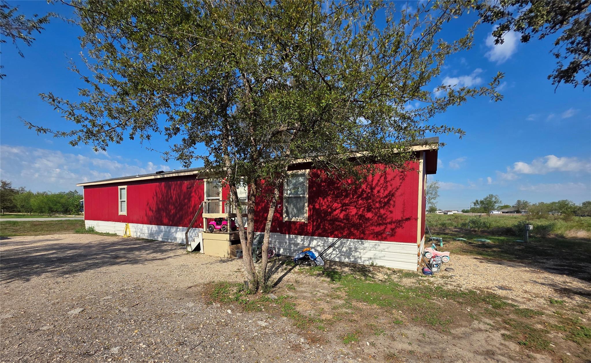 130 Gato Rd Property Photo 3