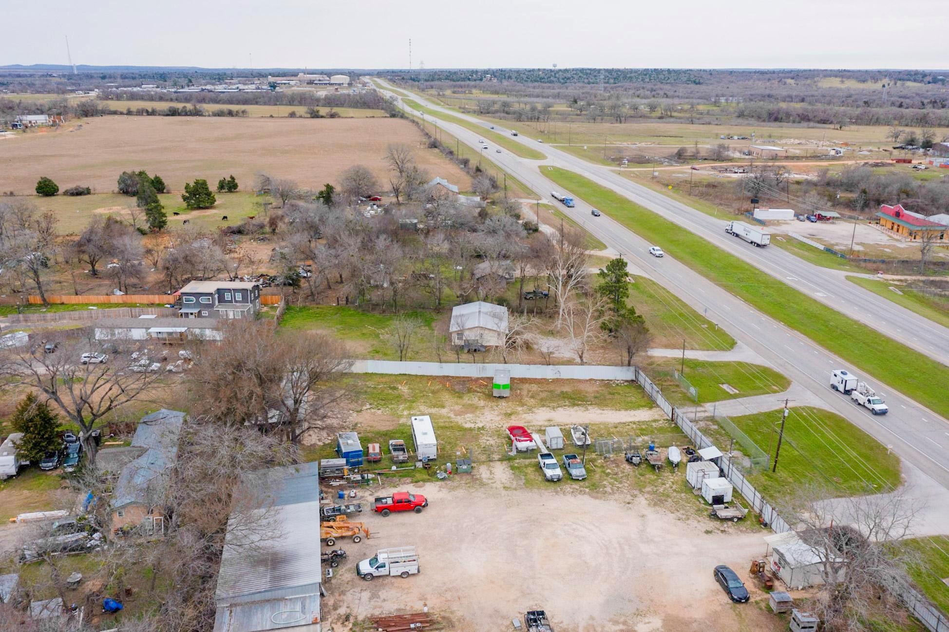 262 Highway 290 E, Property Photo 7