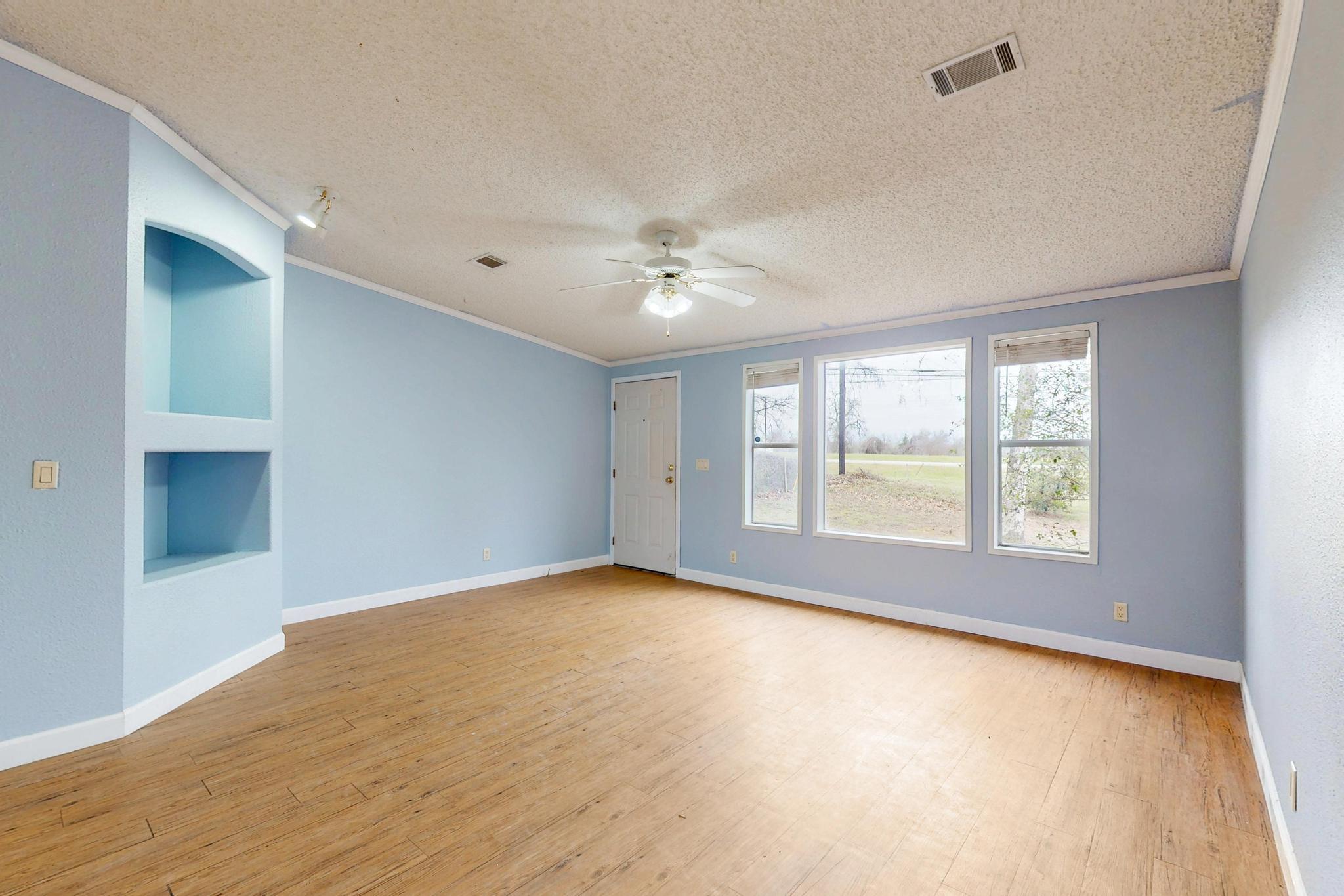 262 Highway 290 E, Property Photo 25