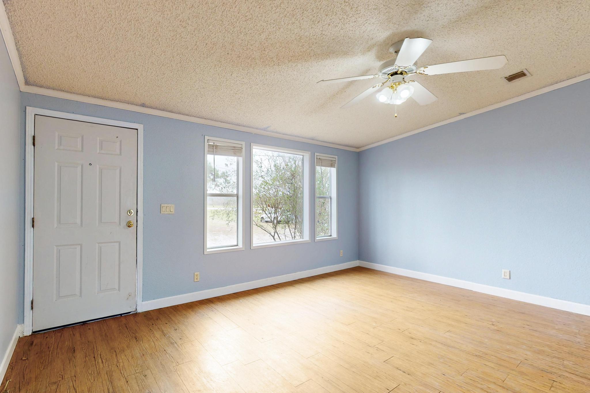 262 Highway 290 E, Property Photo 29