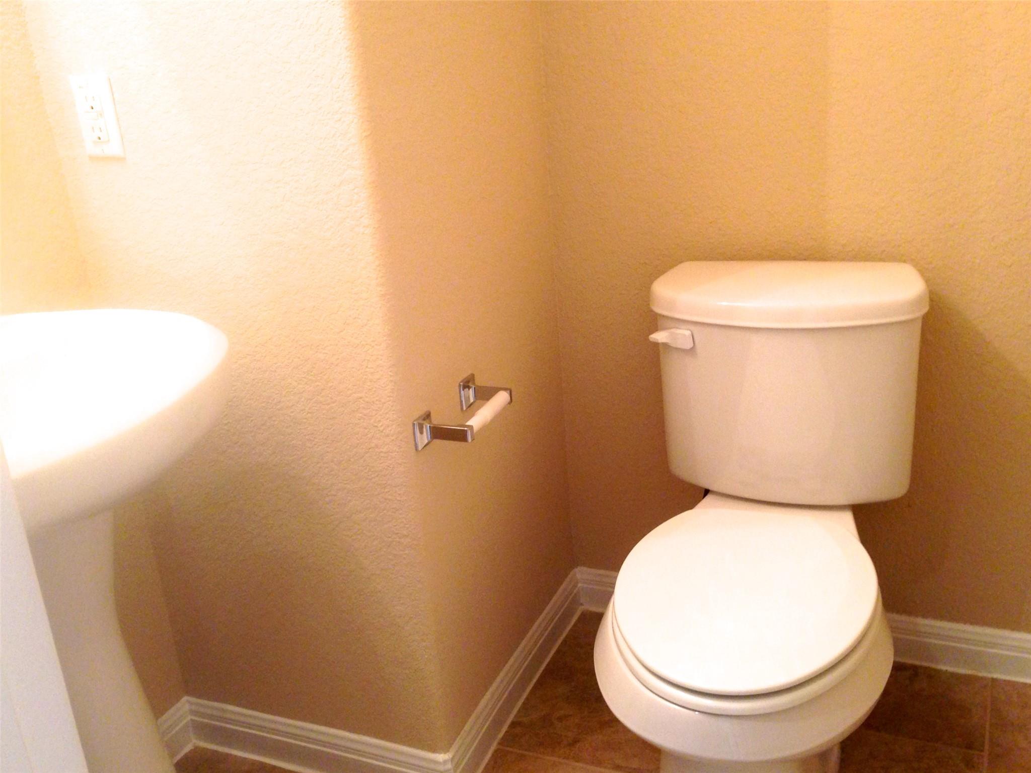 1001 Zodiac Ln 21 Property Photo 10