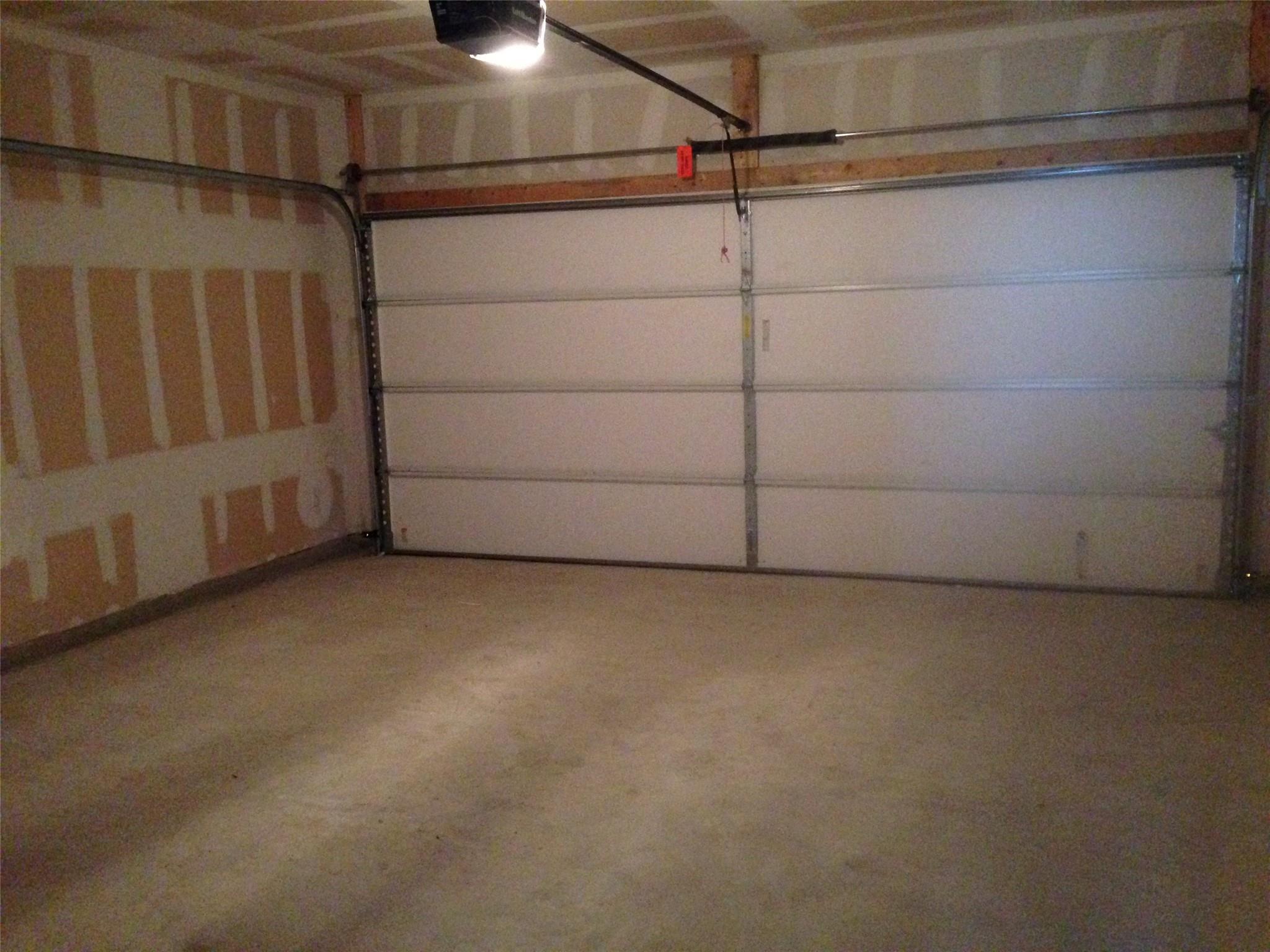 1001 Zodiac Ln 21 Property Photo 22