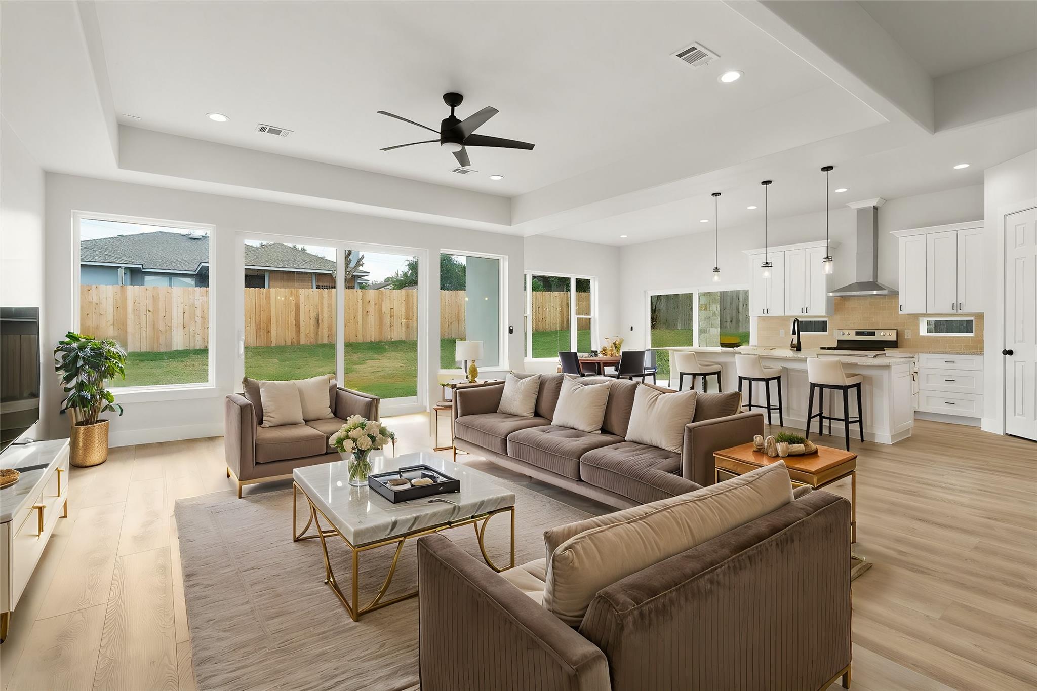 20405 Sunset Strip St Property Photo