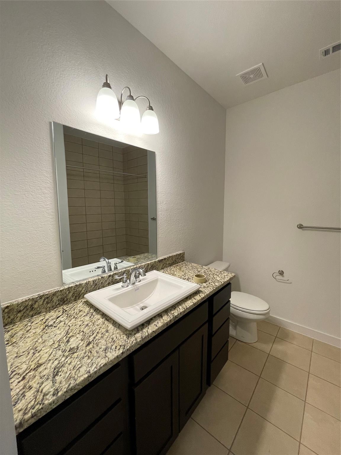 232 Sapphire Rd Property Photo 24