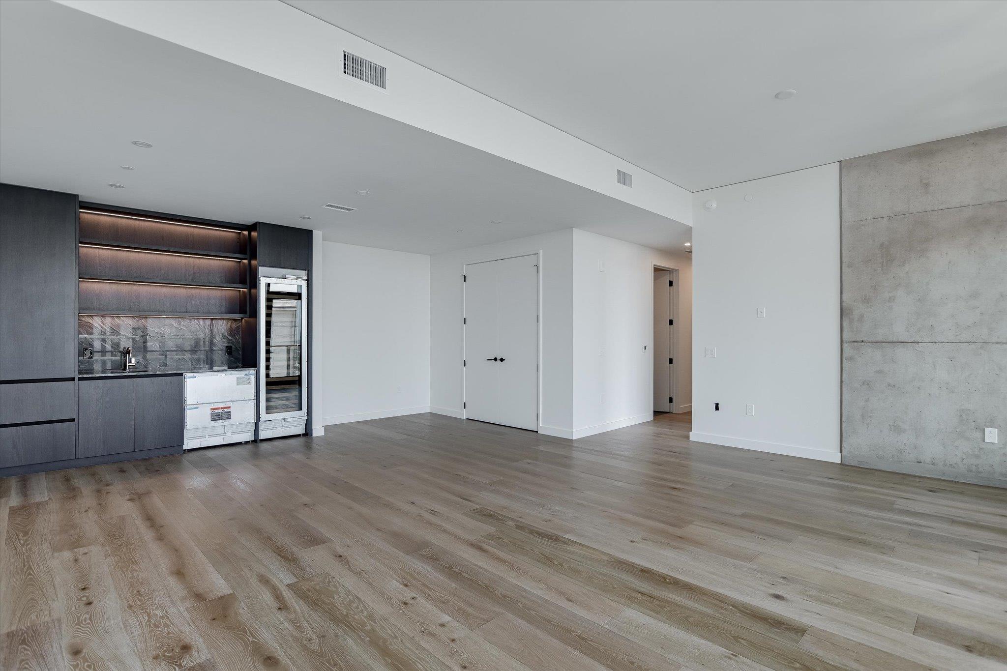 610 Davis St #3801 Property Photo 14