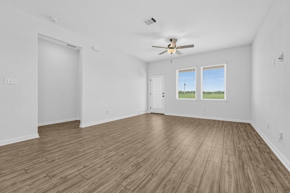 119 Jake Pine Dr Property Photo 3