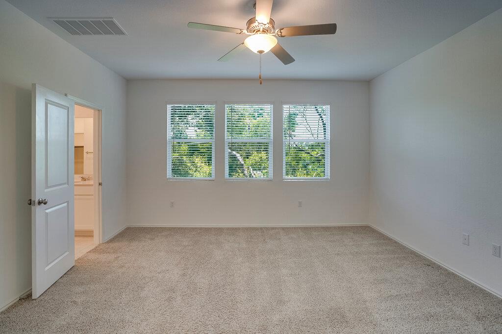 1109 Winnie Dr Property Photo 10