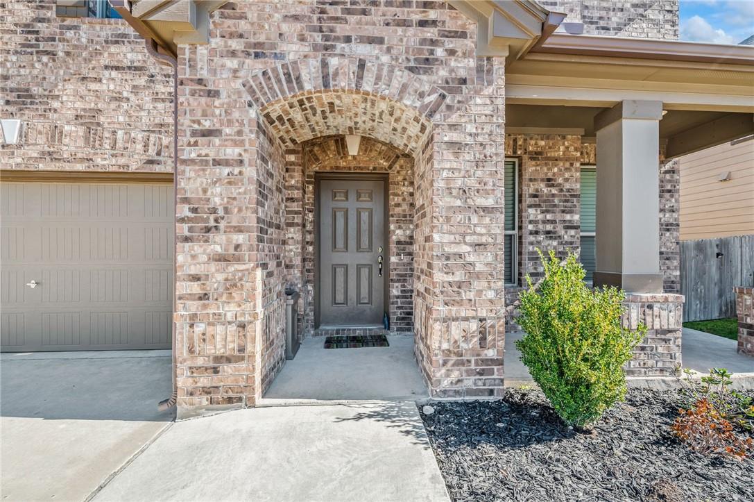 7937 Arezzo Dr Property Photo 2