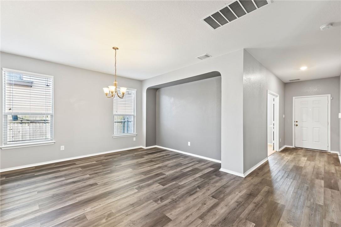 7937 Arezzo Dr Property Photo 6