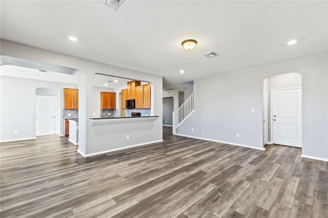 7937 Arezzo Dr Property Photo 10