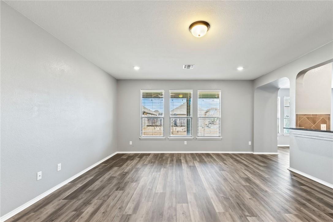 7937 Arezzo Dr Property Photo 11