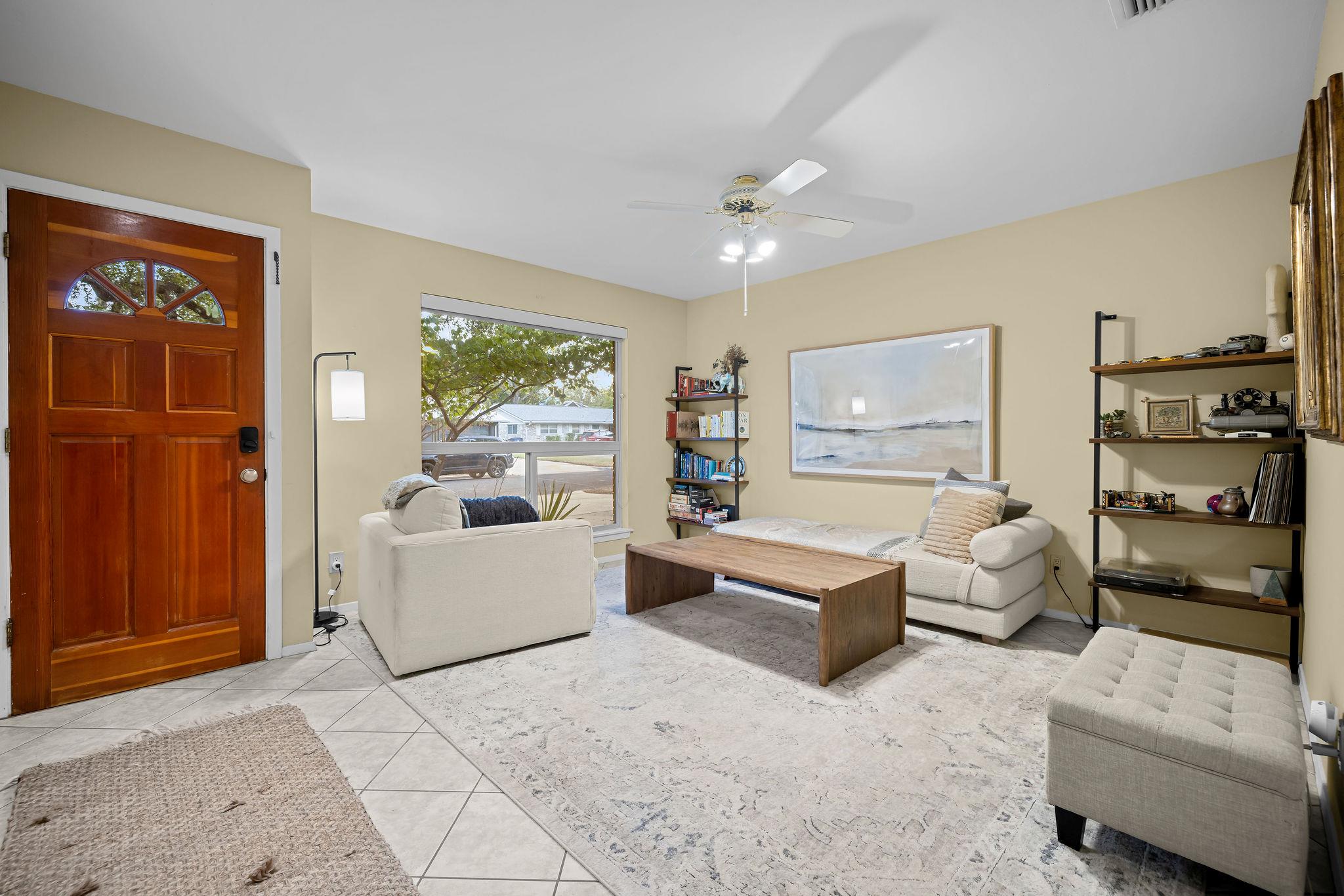 3202 Yellowpine Ter Property Photo 4