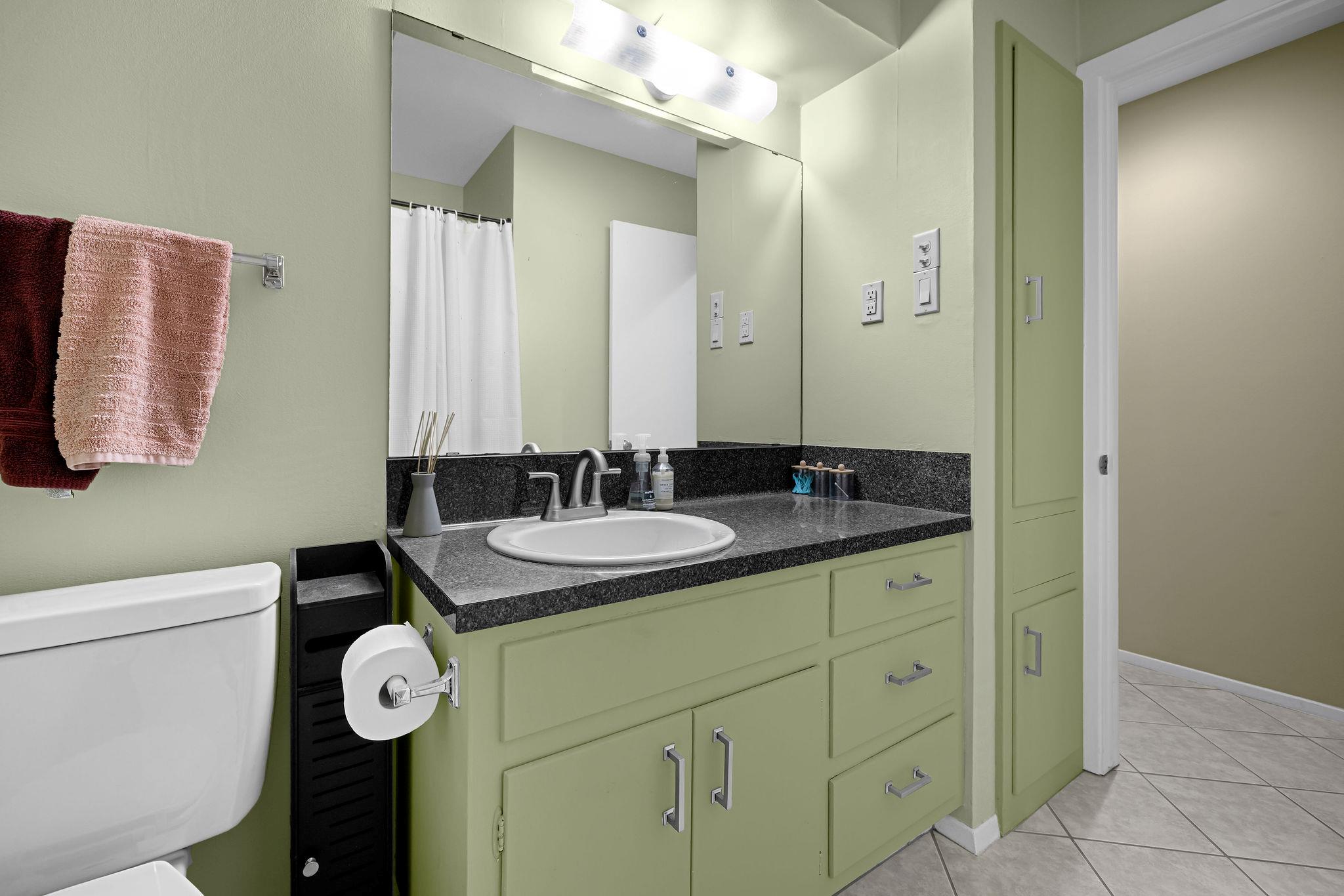 3202 Yellowpine Ter Property Photo 17