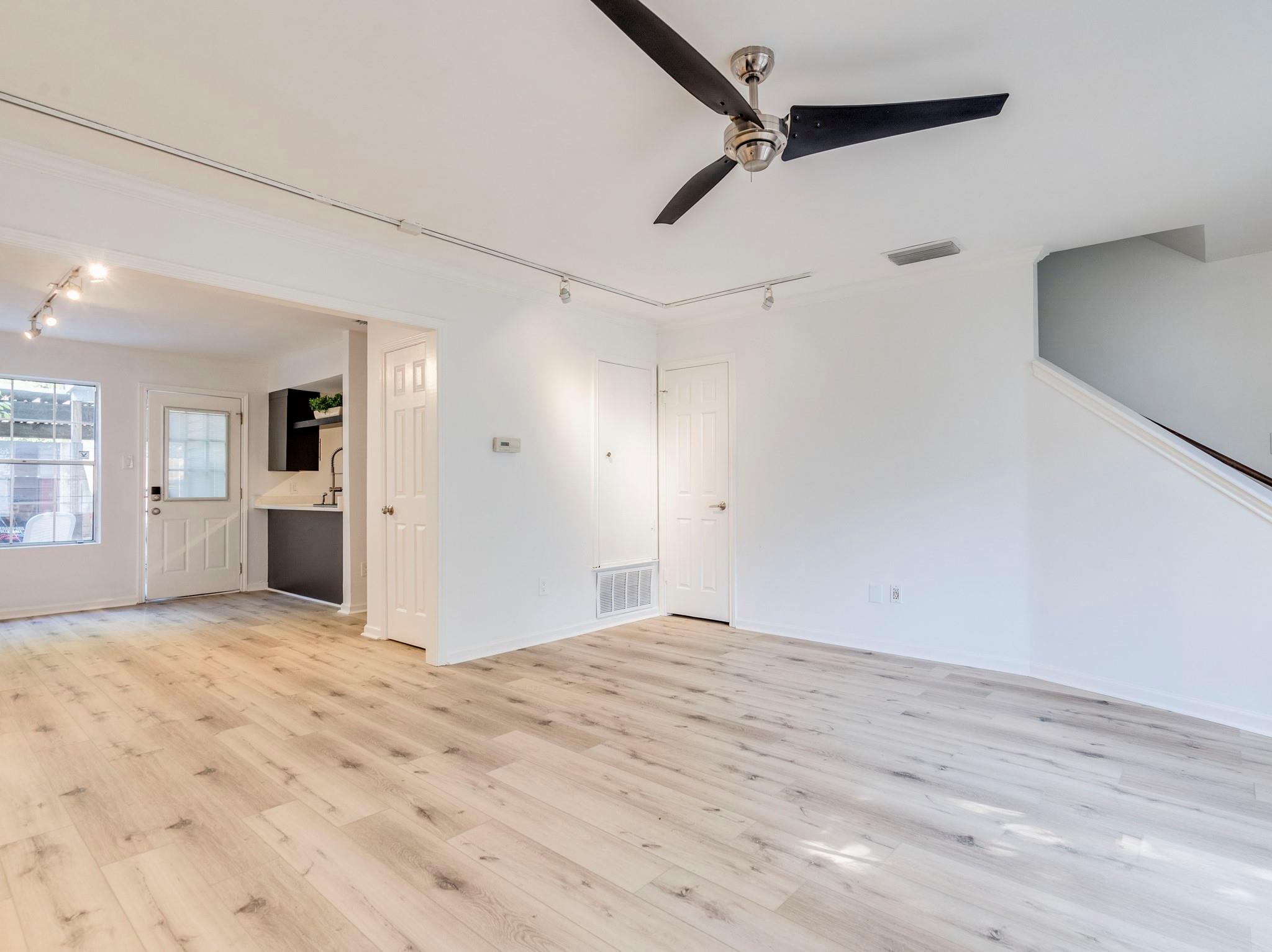1904 Goodrich Ave #15 Property Photo 10