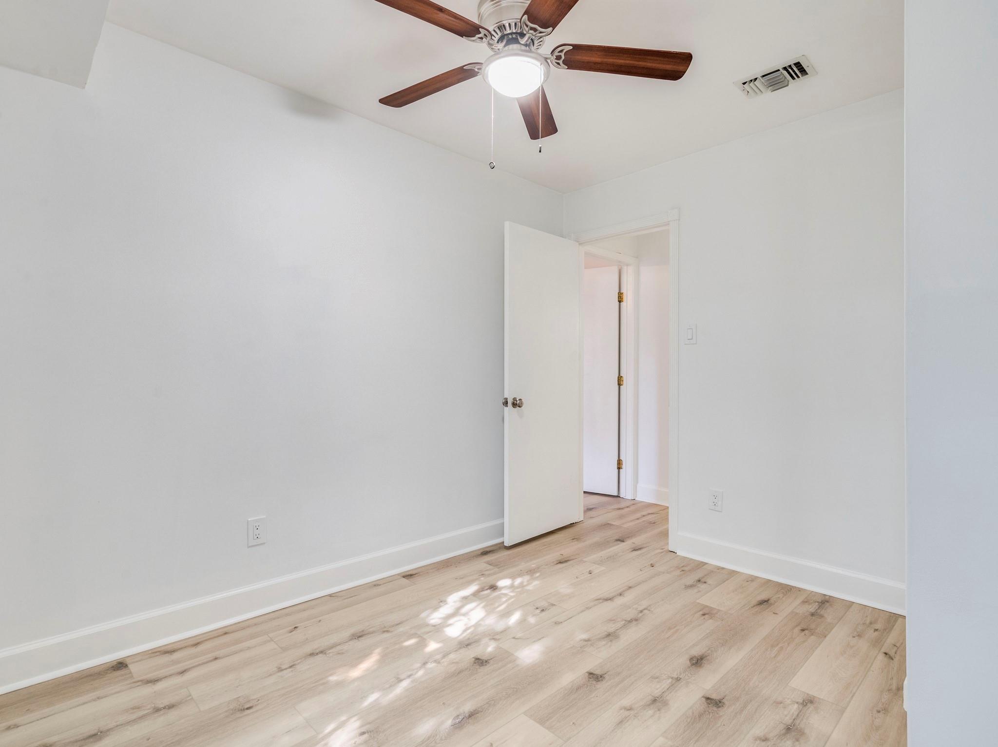 1904 Goodrich Ave #15 Property Photo 25