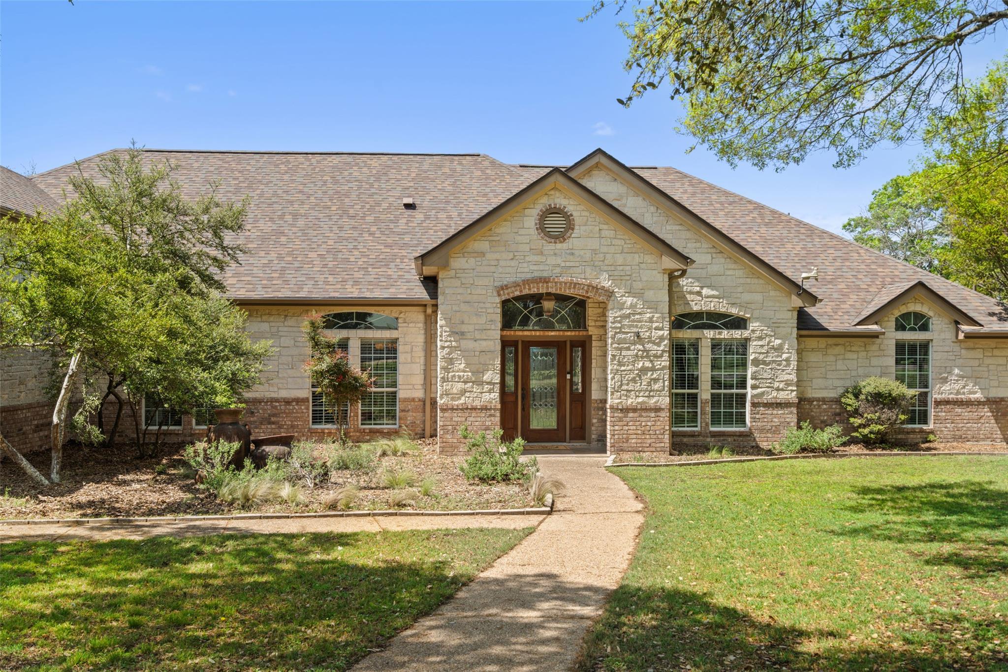4826 Lago Vista Dr Property Photo 36