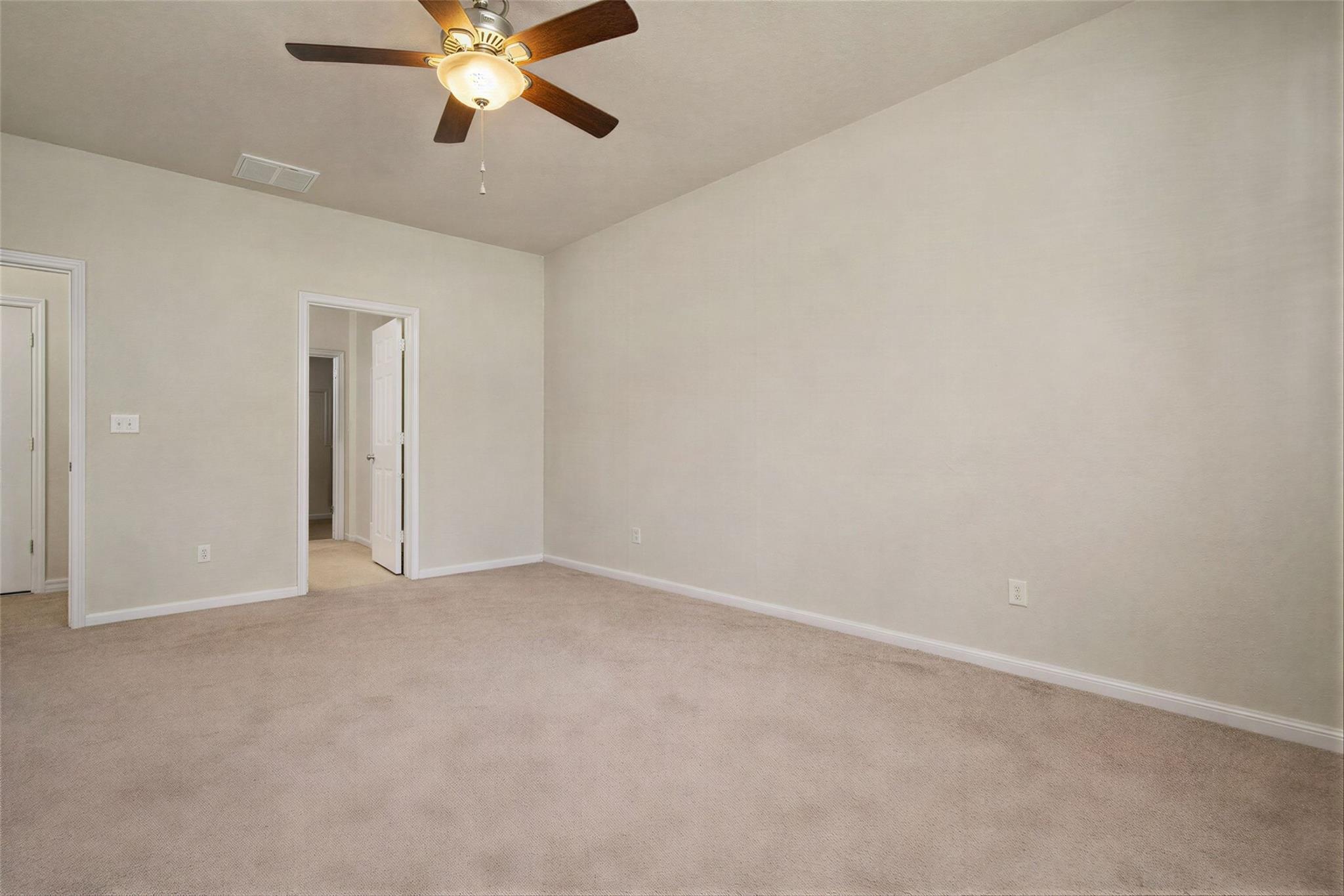 5809 Lehman Way Property Photo 17