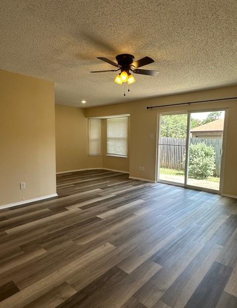 11701 Bayou Bnd Property Photo 8
