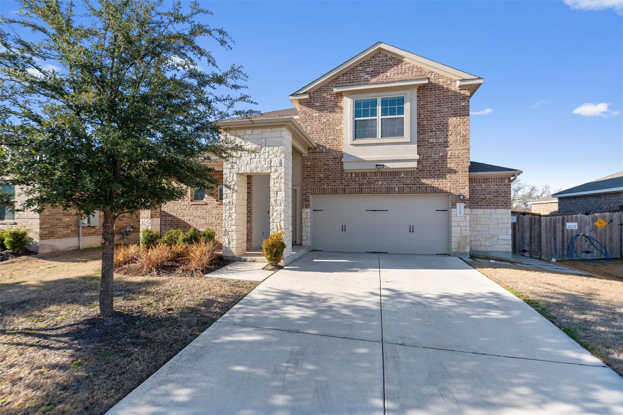 1324 Chad Dr Property Photo 1