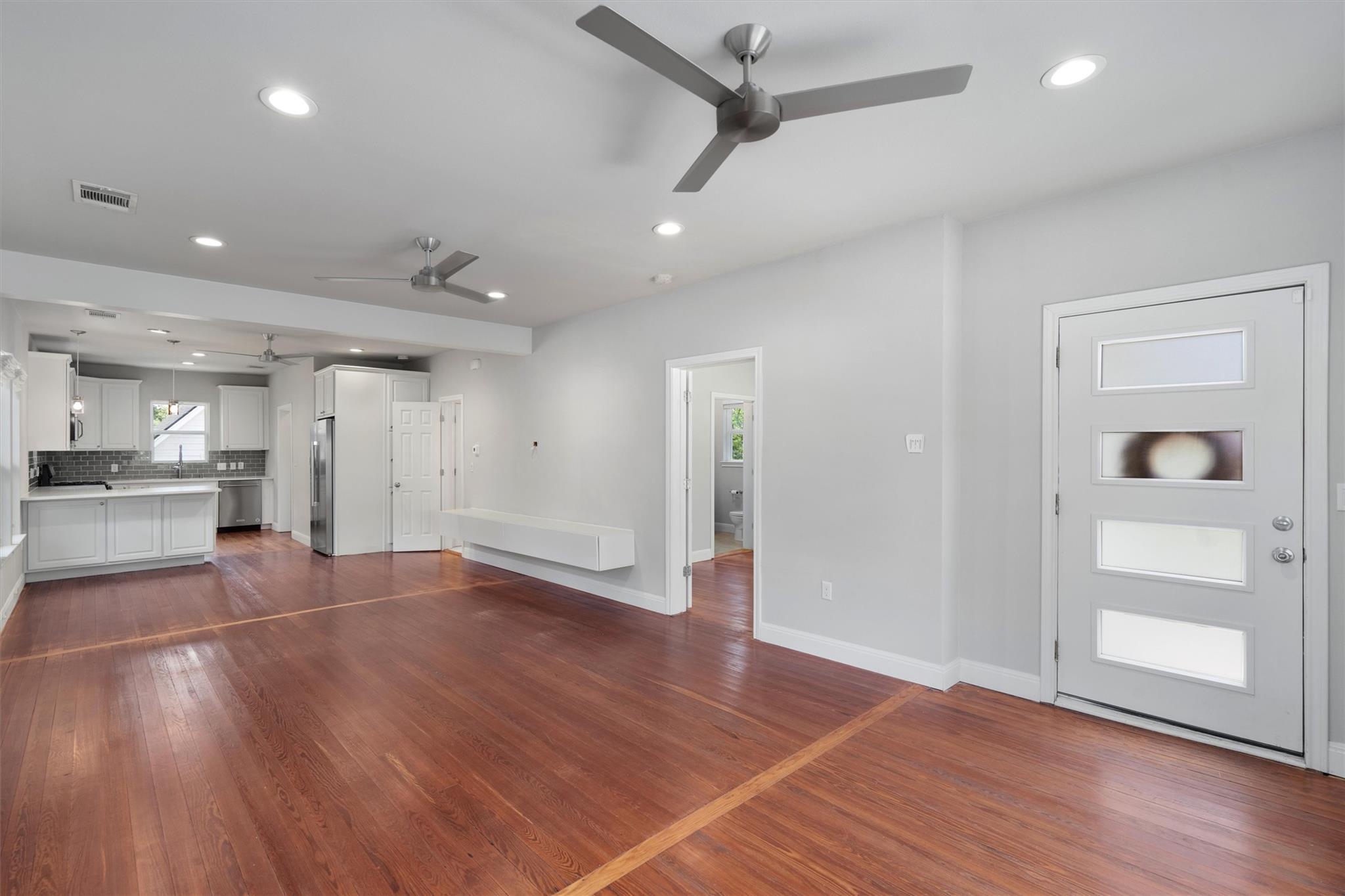 1102 Woodland Ave #1 Property Photo 6