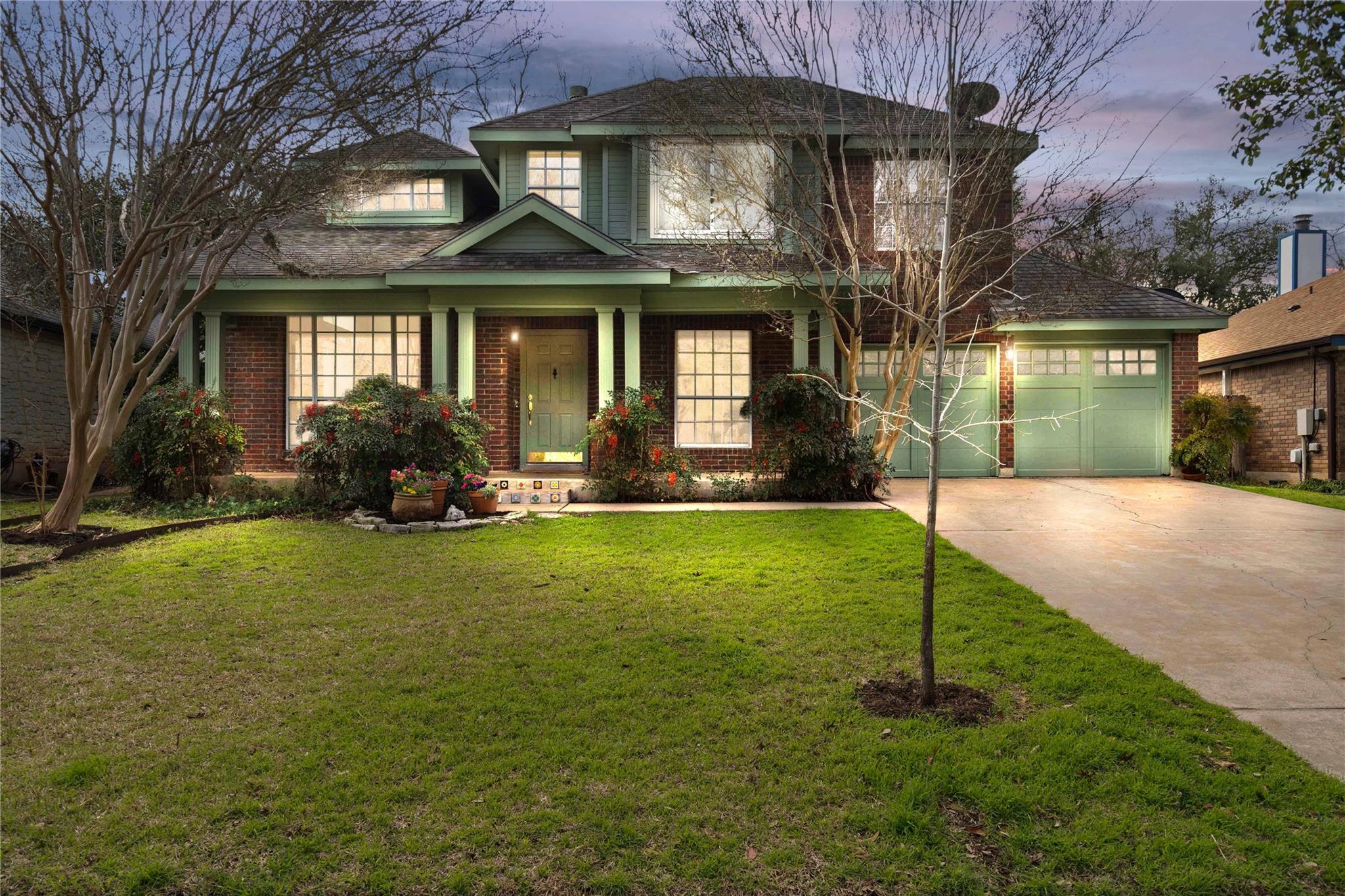 3005 Six Gun Trl Property Photo