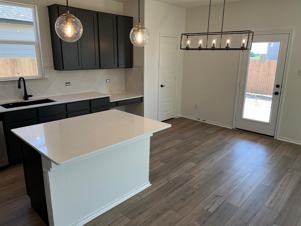14500 James Buchanan St Property Photo 11