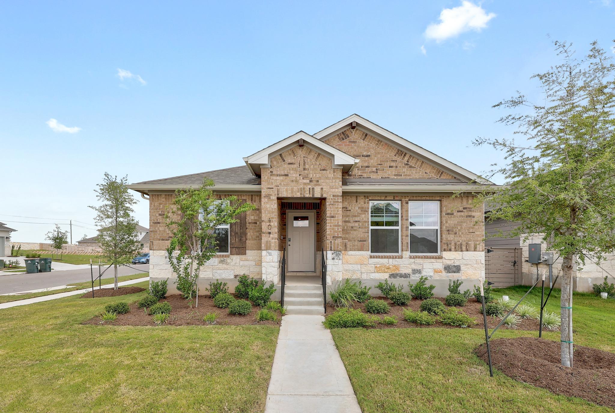 101 Rock Daisy Trl Property Photo 1