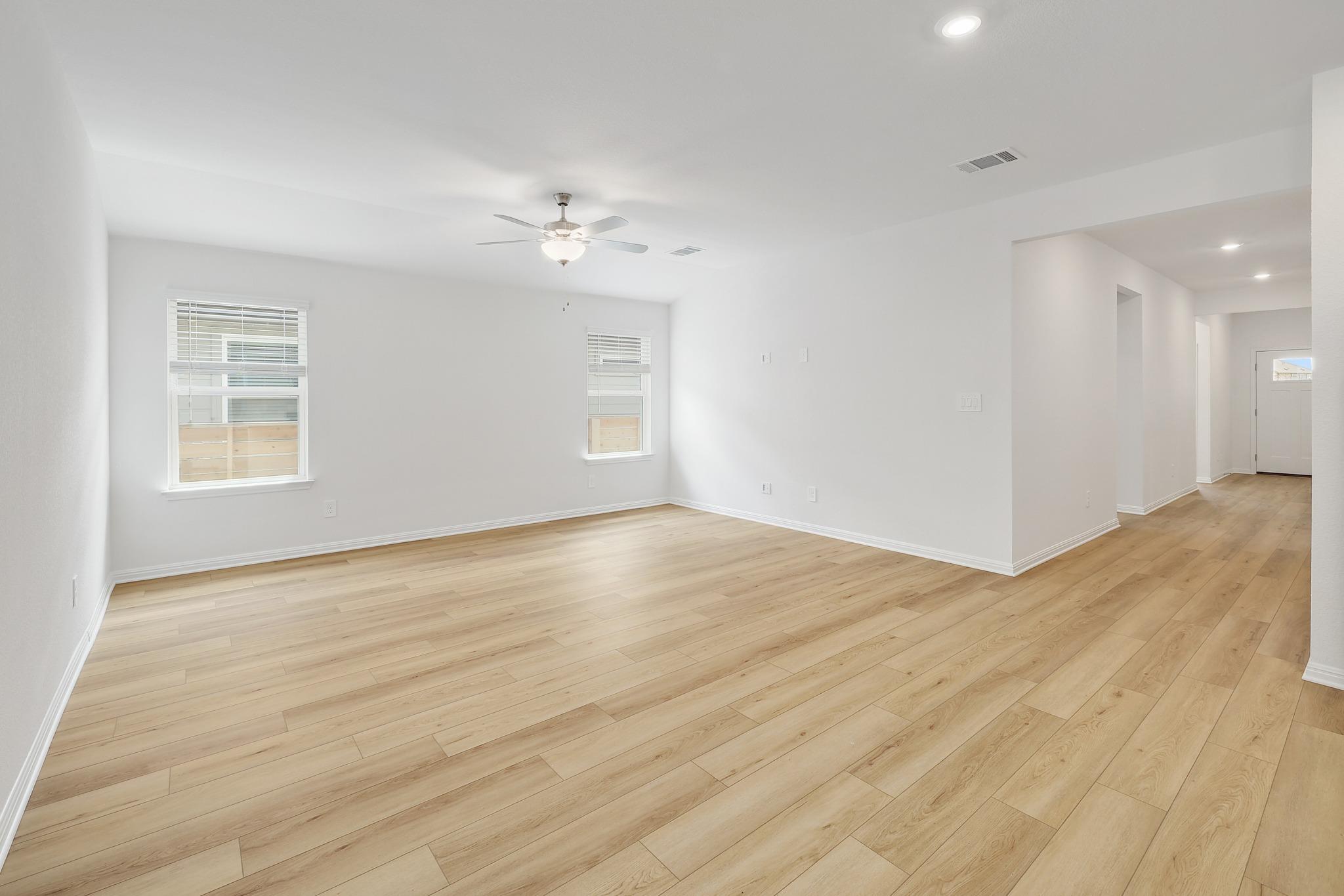 101 Rock Daisy Trl Property Photo 3