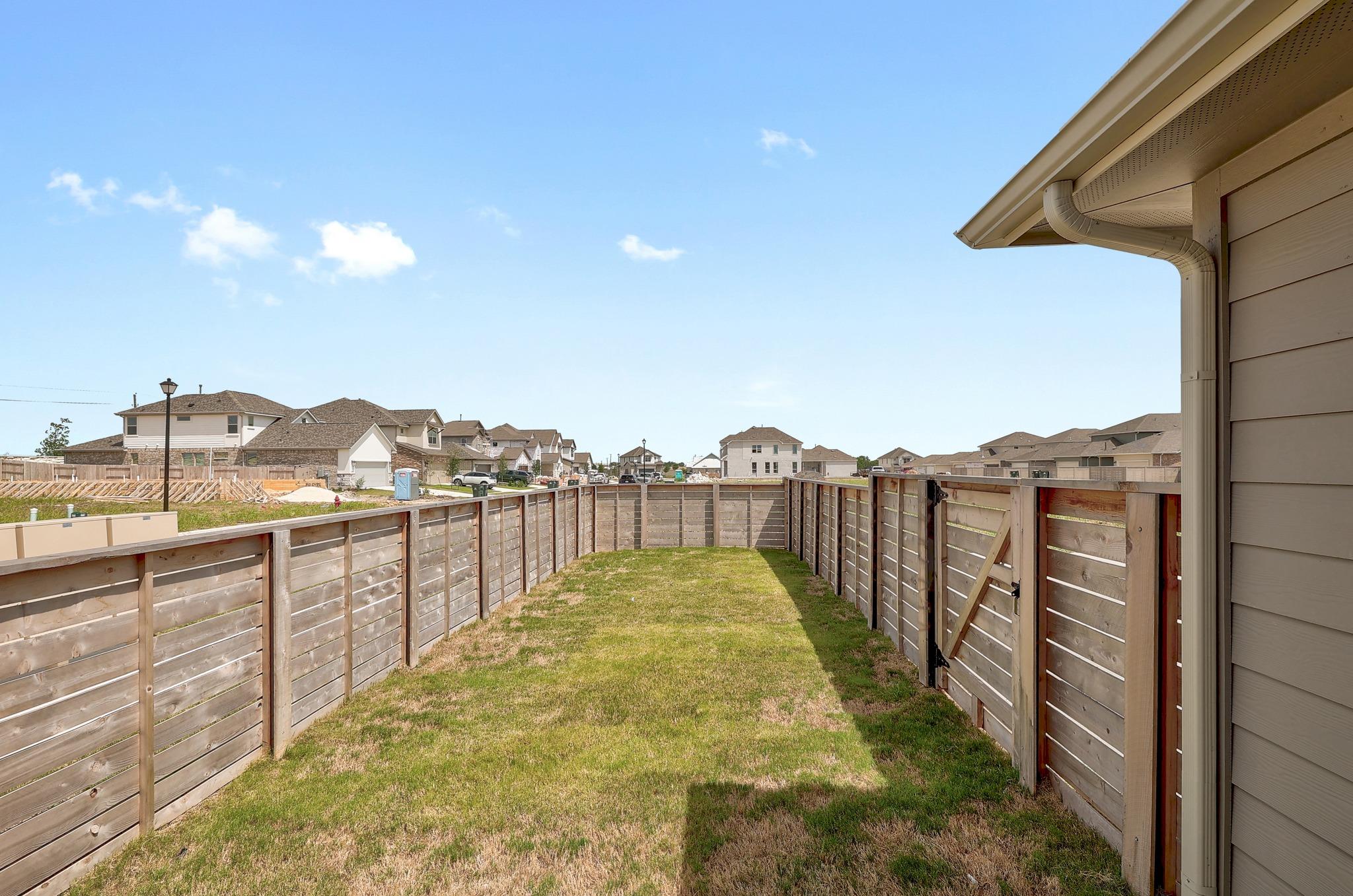 101 Rock Daisy Trl Property Photo 23