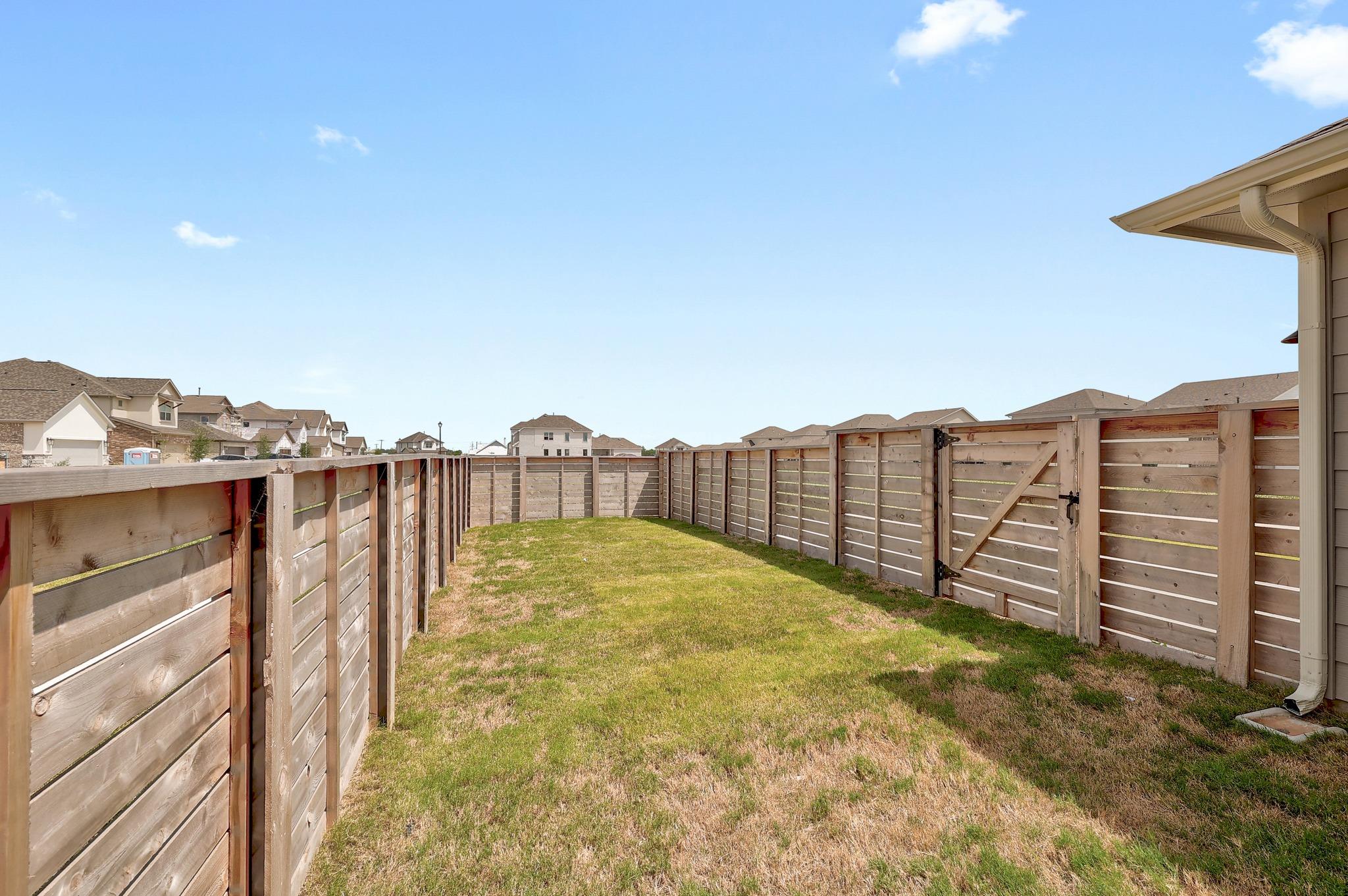 101 Rock Daisy Trl Property Photo 25