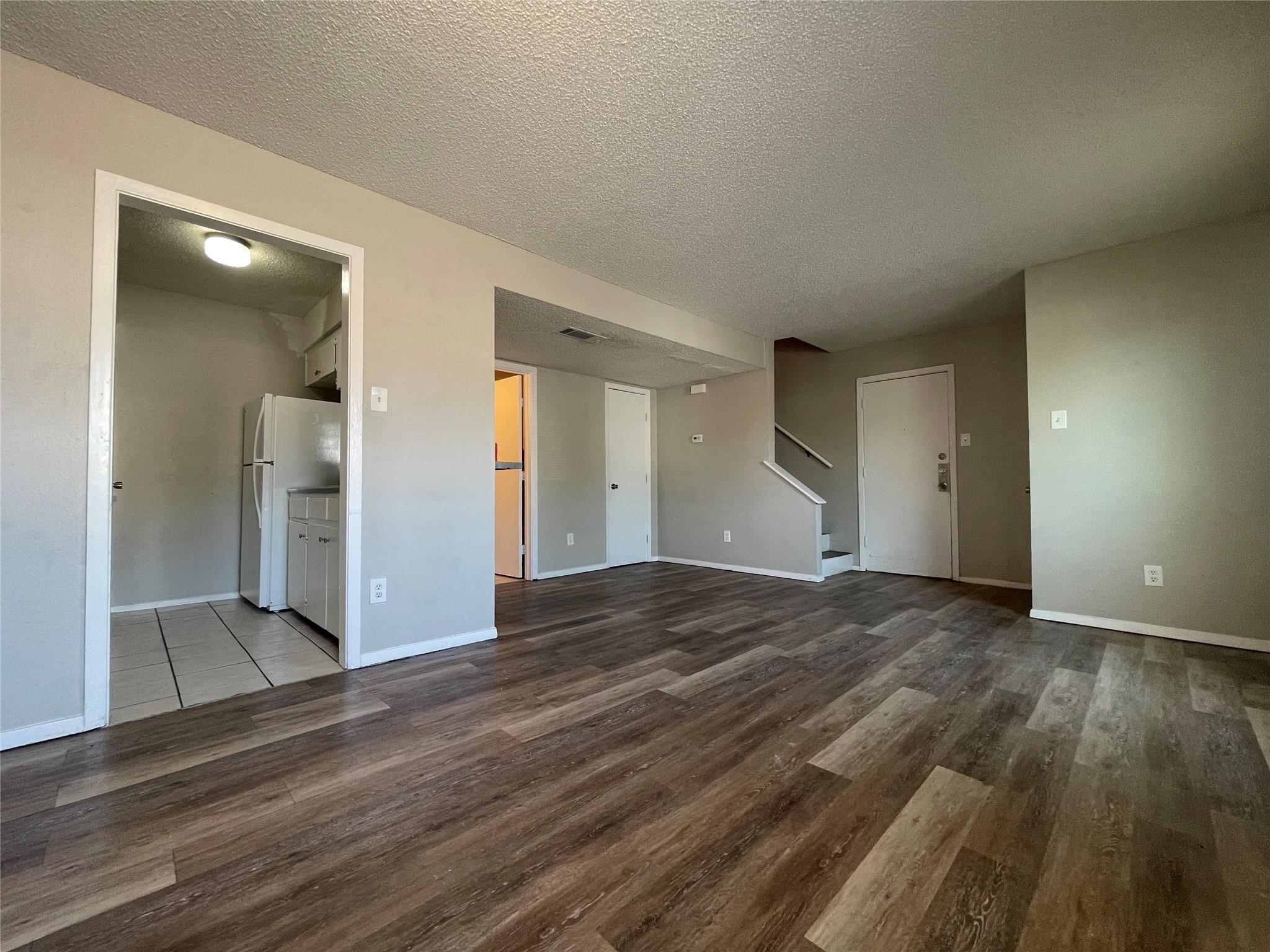2619 Ektom Dr #c Property Photo 1