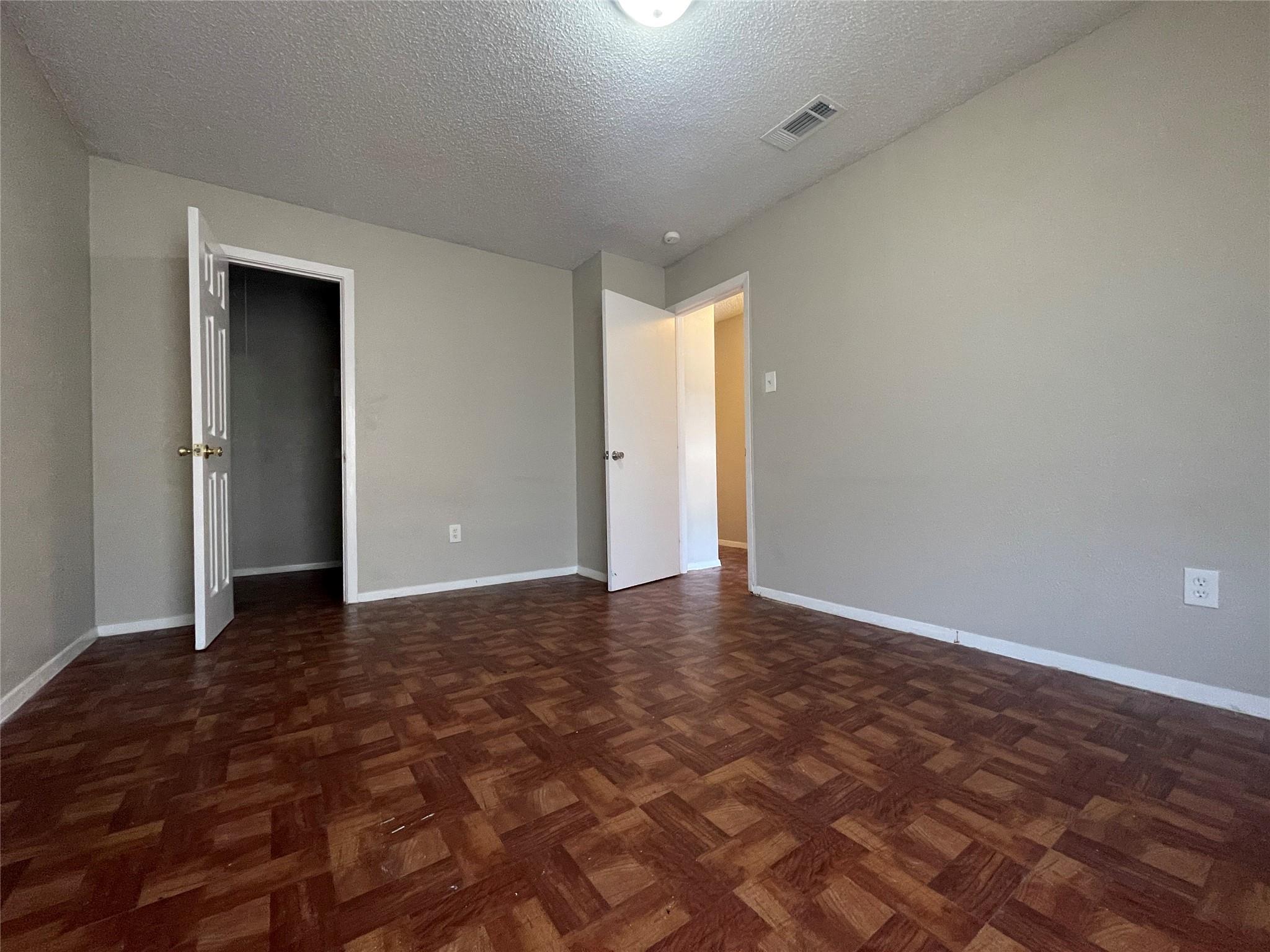 2619 Ektom Dr #c Property Photo 6