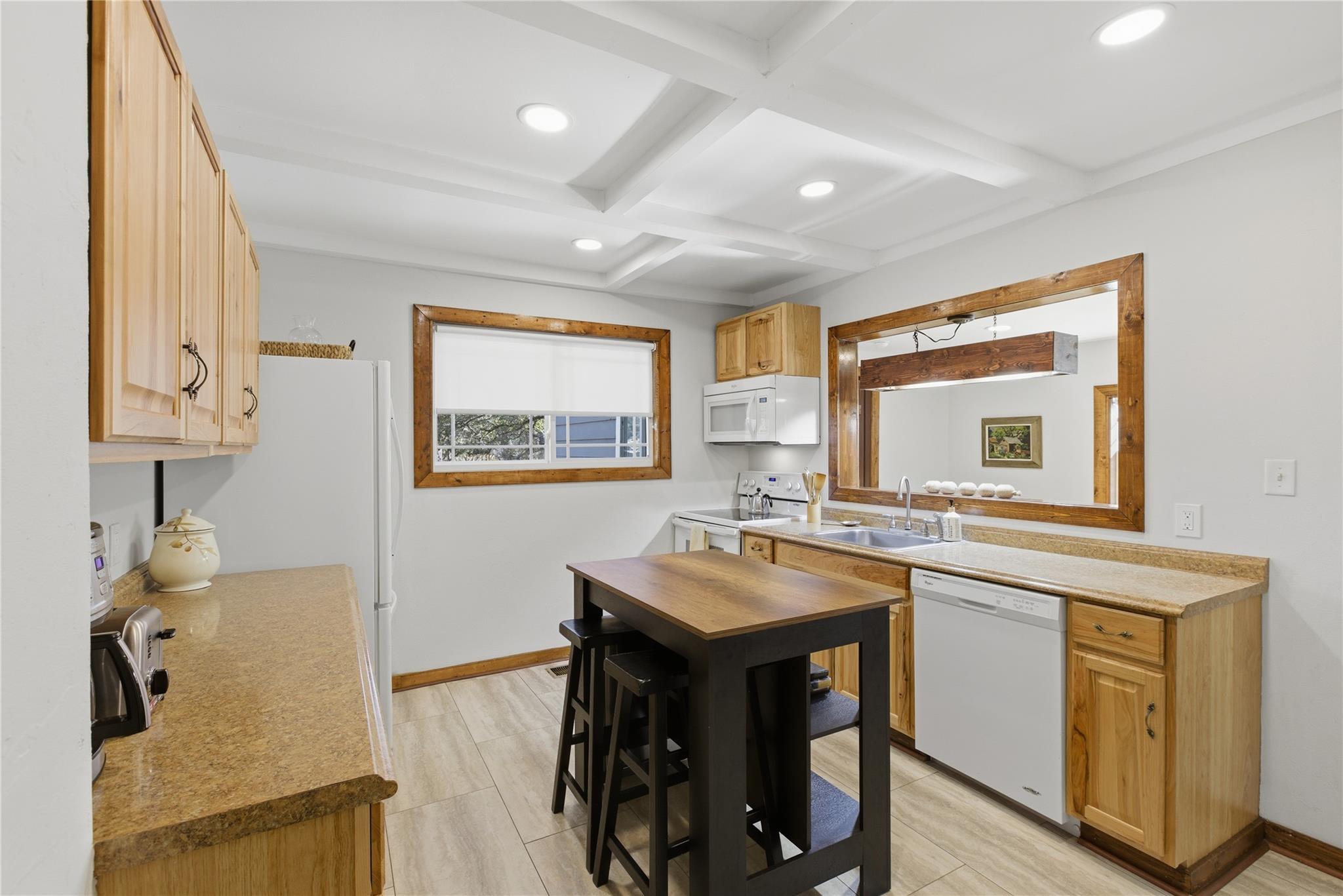 2505 Belaire West Ln Property Photo 10