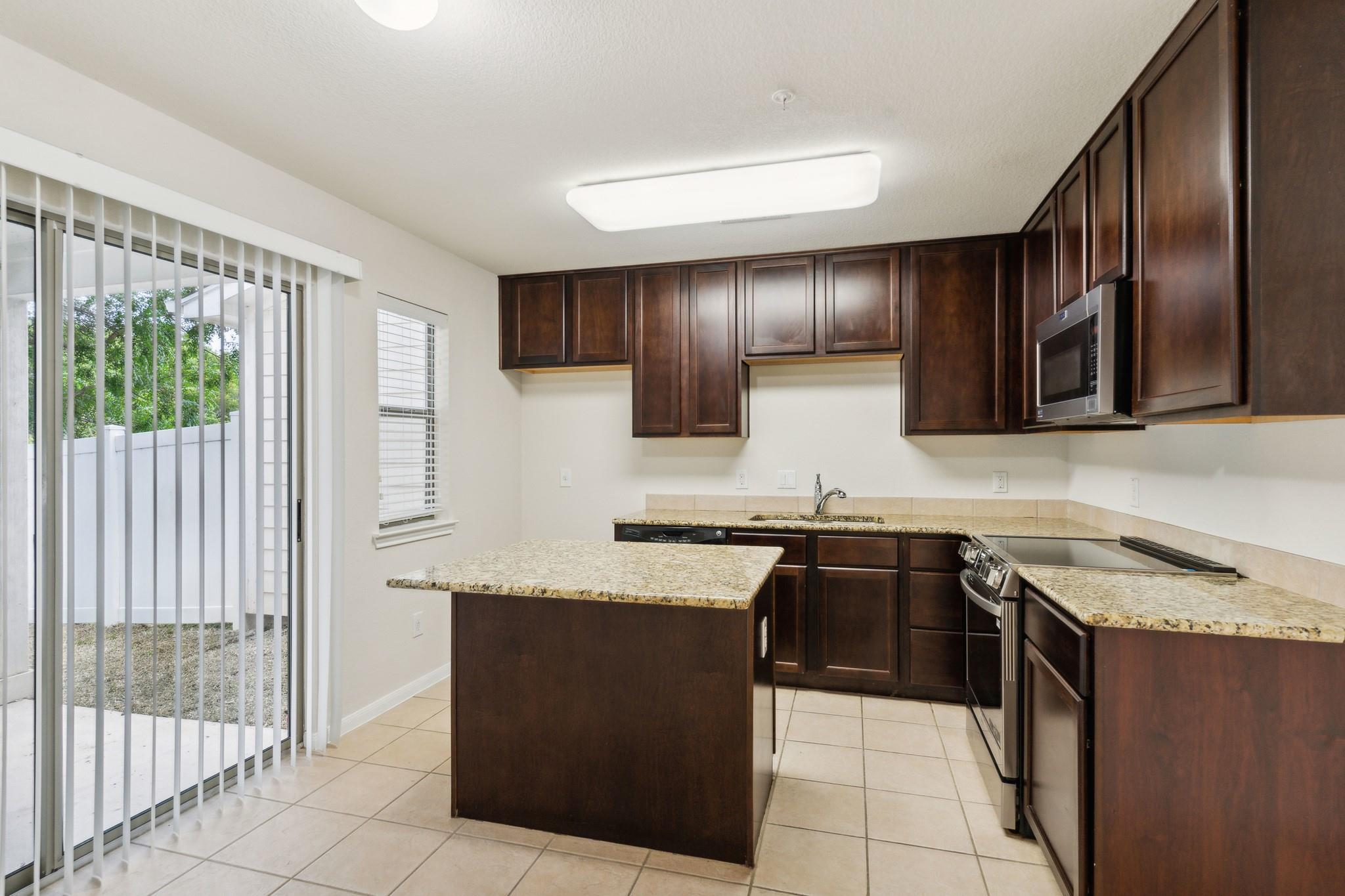 401 Buttercup Creek Blvd 602 Property Photo 2