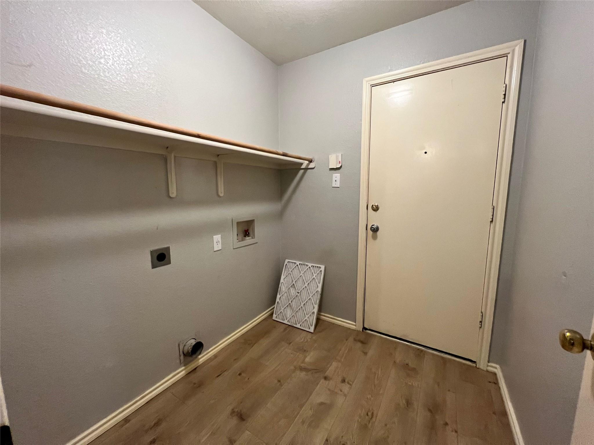 1905 Hawksbury Way Property Photo 11