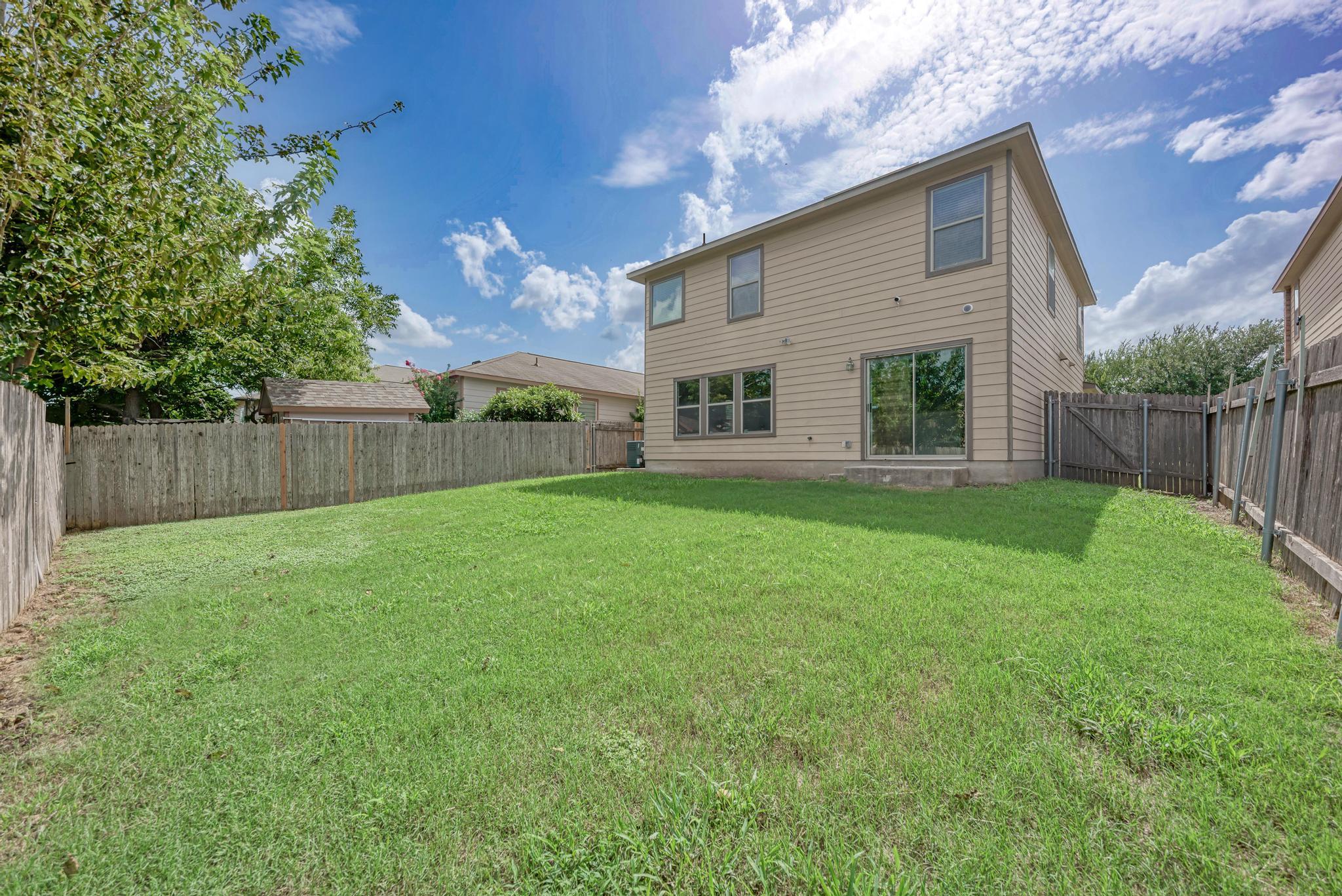 9009 Stambourne St Property Photo 32