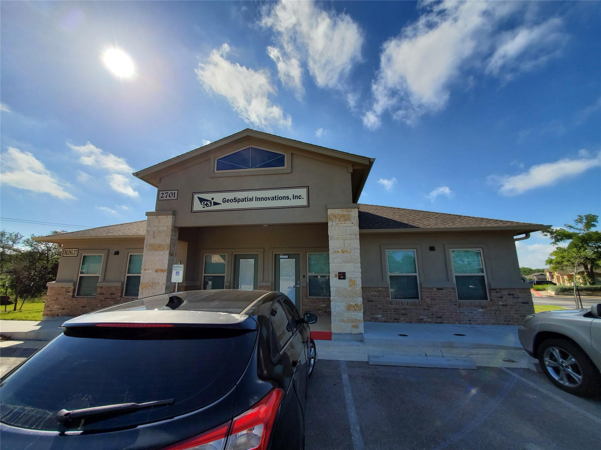 1464 E Whitestone Blvd #2701-2702 Property Photo 1