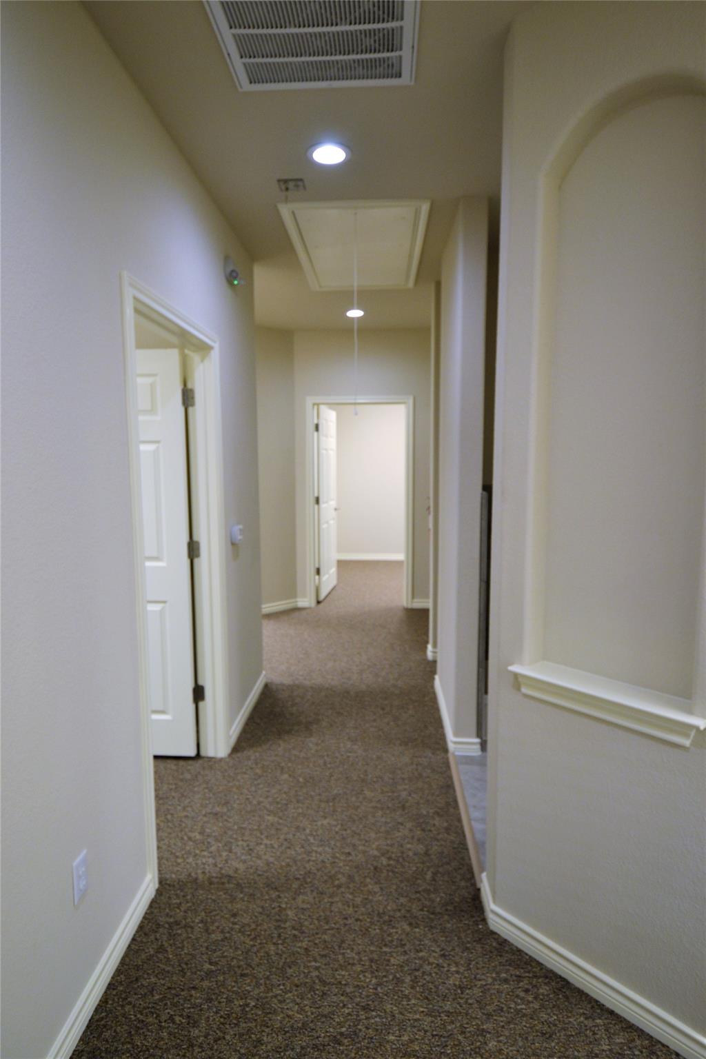 1464 E Whitestone Blvd #2701-2702 Property Photo 23