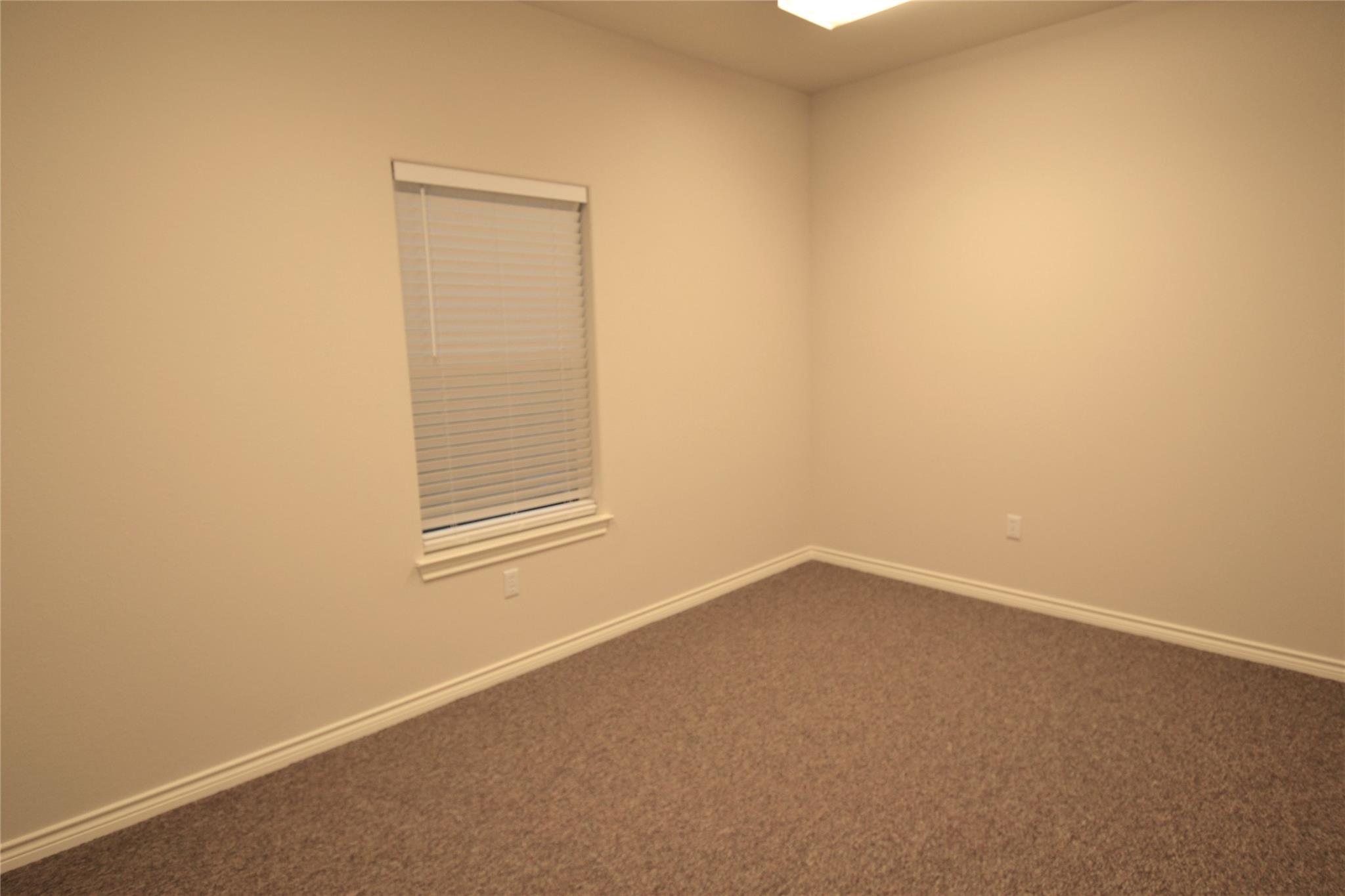 1464 E Whitestone Blvd #2701-2702 Property Photo 28