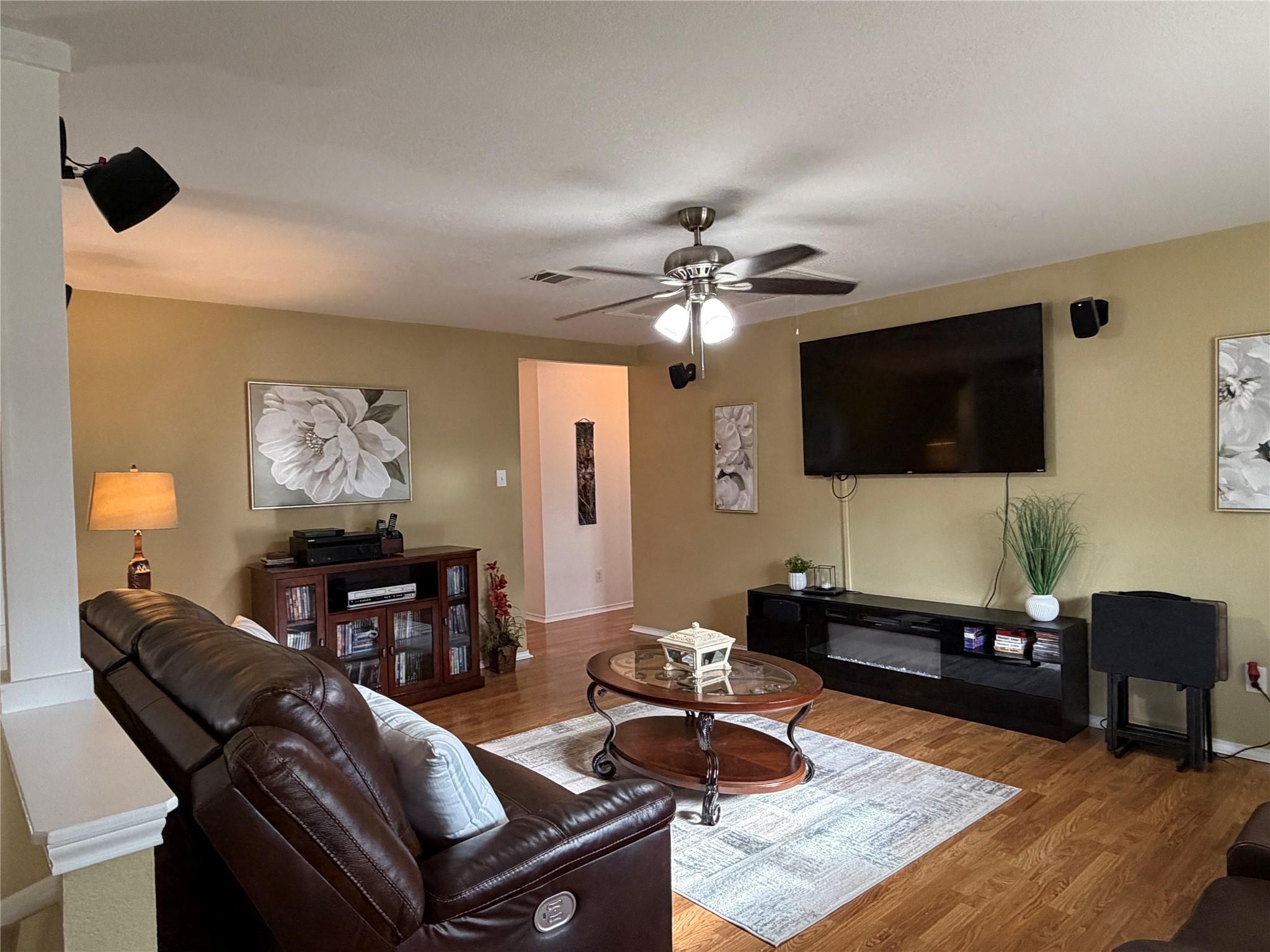 8217 Sage Meadow Dr Property Photo 16