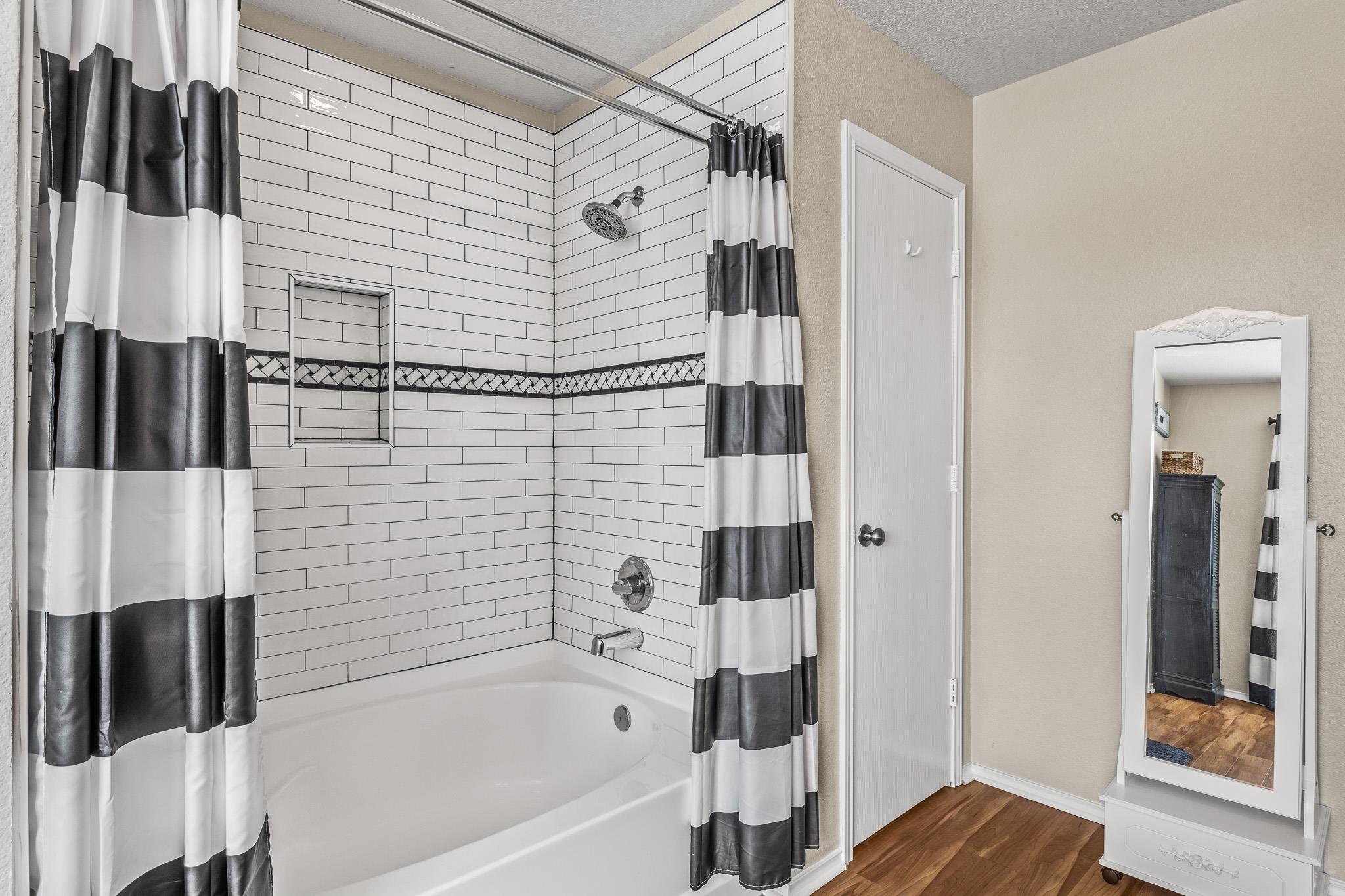 8217 Sage Meadow Dr Property Photo 30