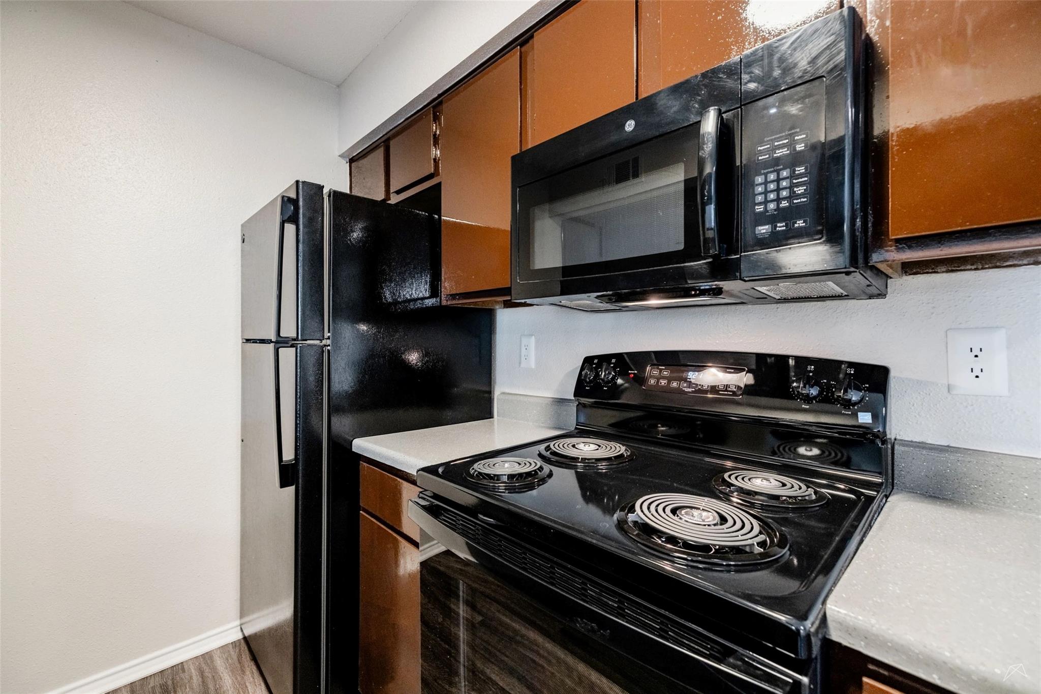 2809 W William Cannon Dr #e203 Property Photo 7