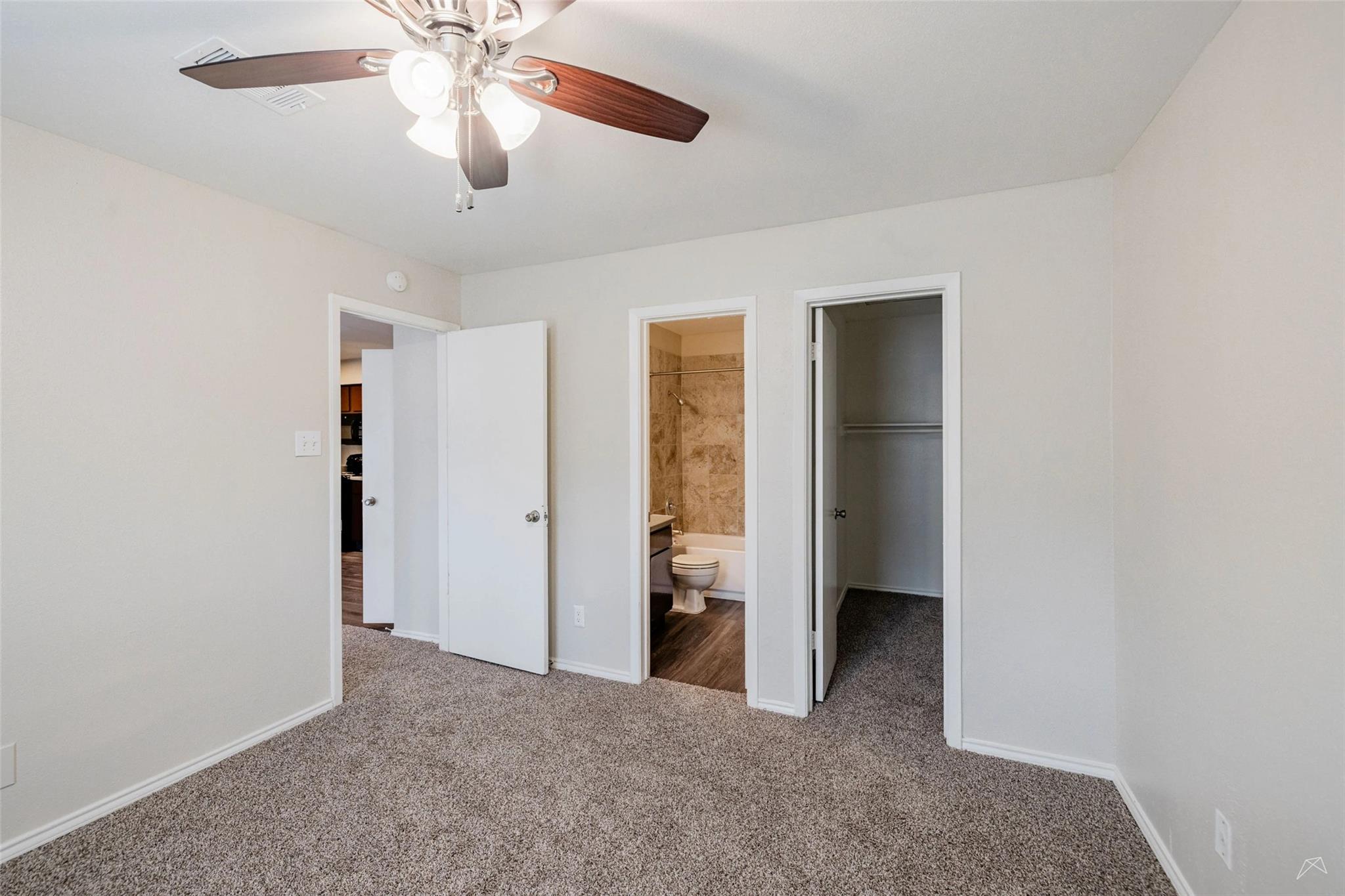 2809 W William Cannon Dr #e203 Property Photo 11
