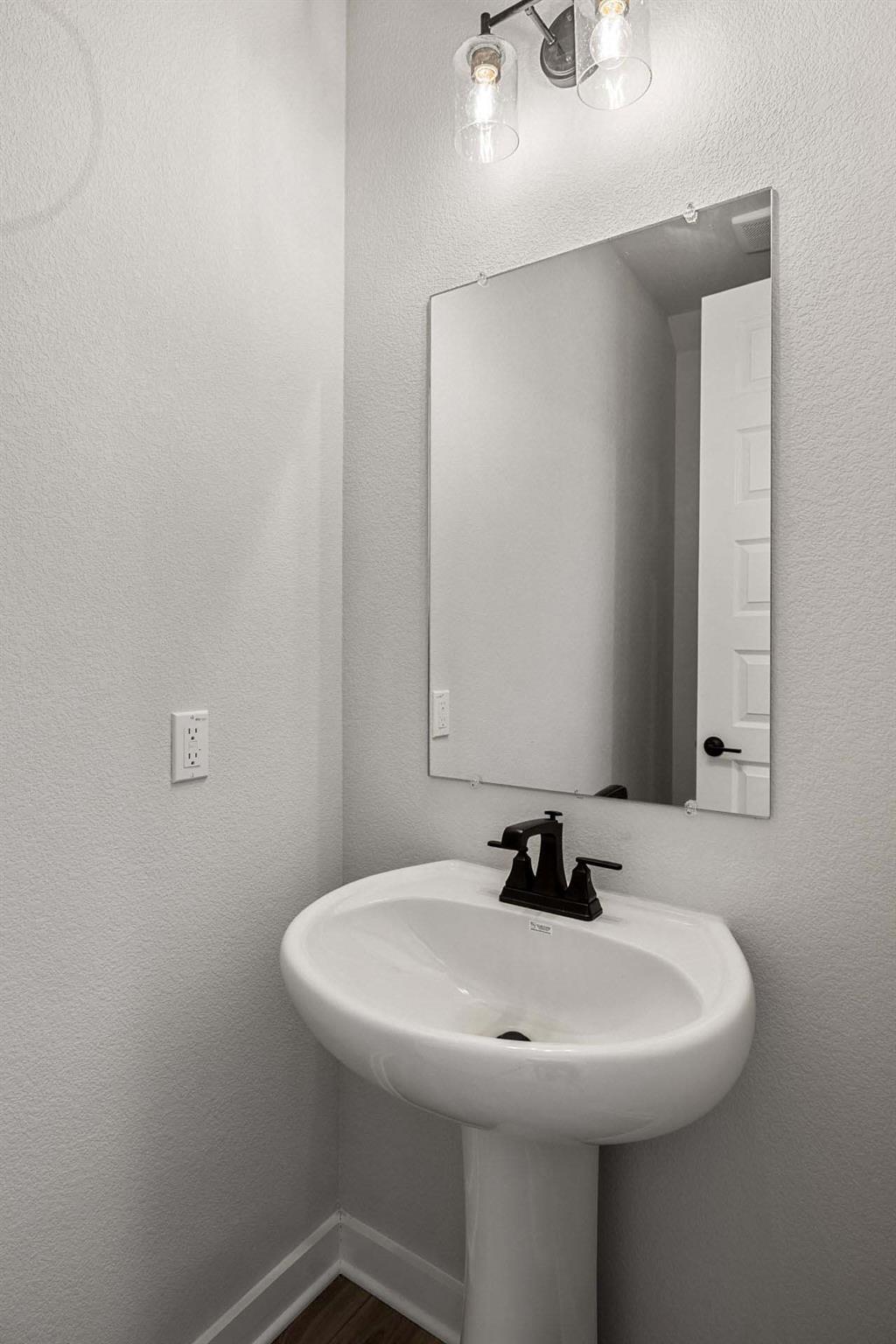 260 Bloomington Loop None Property Photo 20