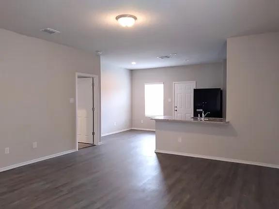 14627 Latigo Loop Property Photo 3