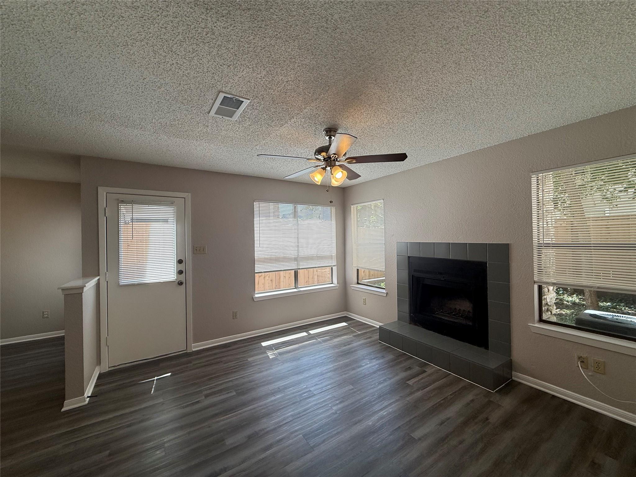 12312 Abney Dr #b Property Photo 3