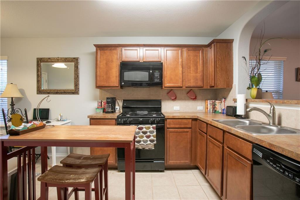 11005 Short Springs Dr Property Photo 16