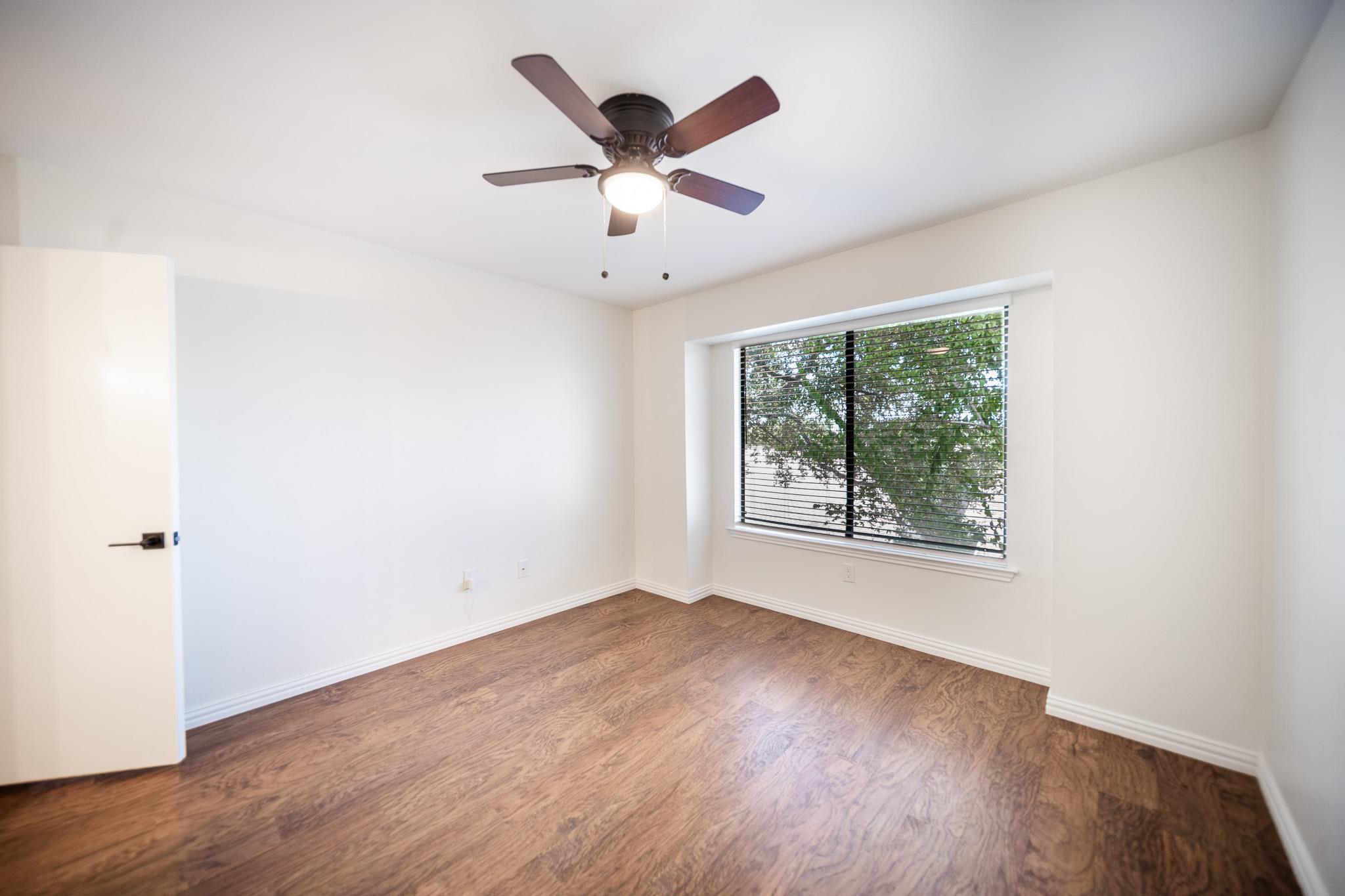 1740 Timber Ridge Rd #124 Property Photo 4