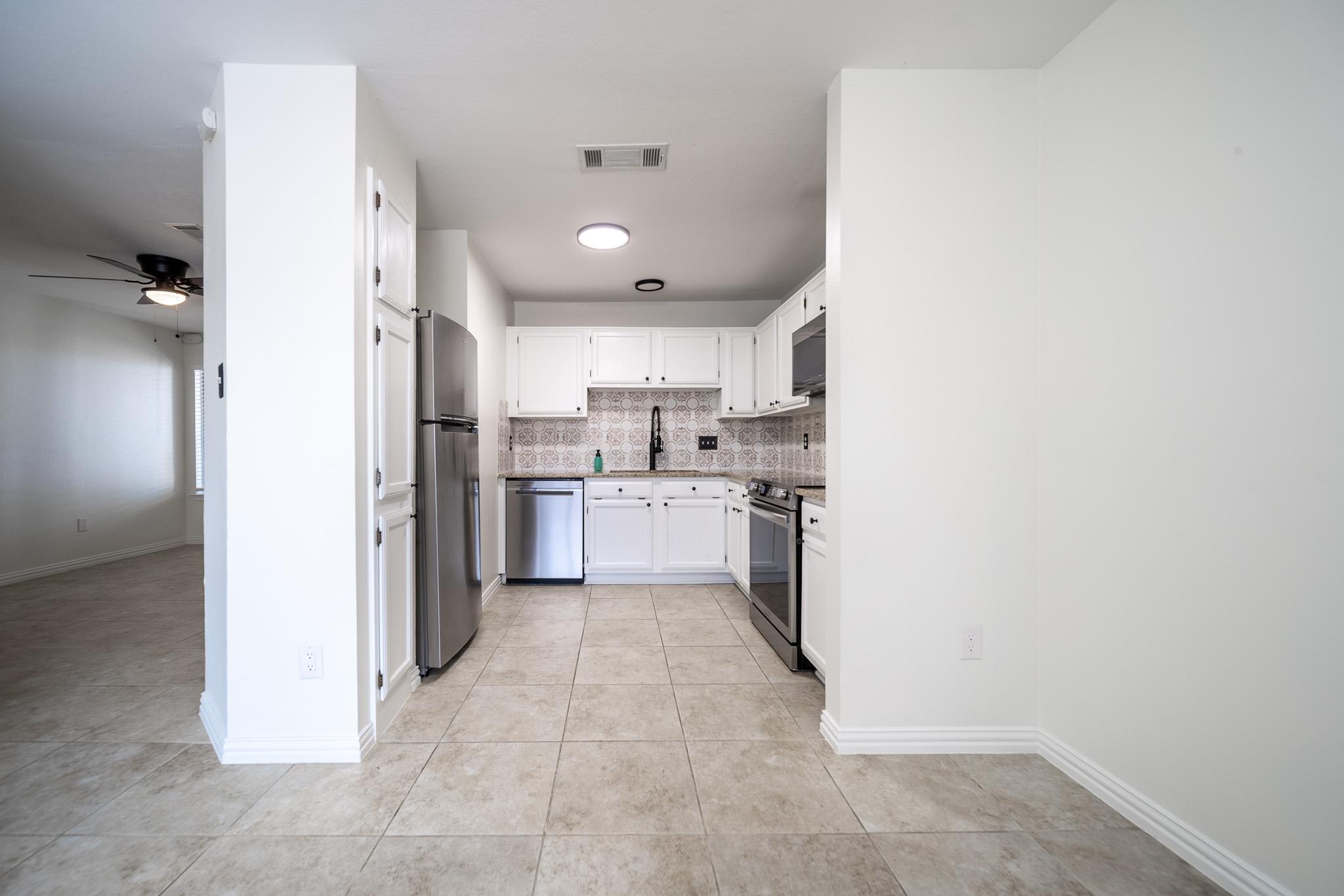 1740 Timber Ridge Rd #124 Property Photo 16