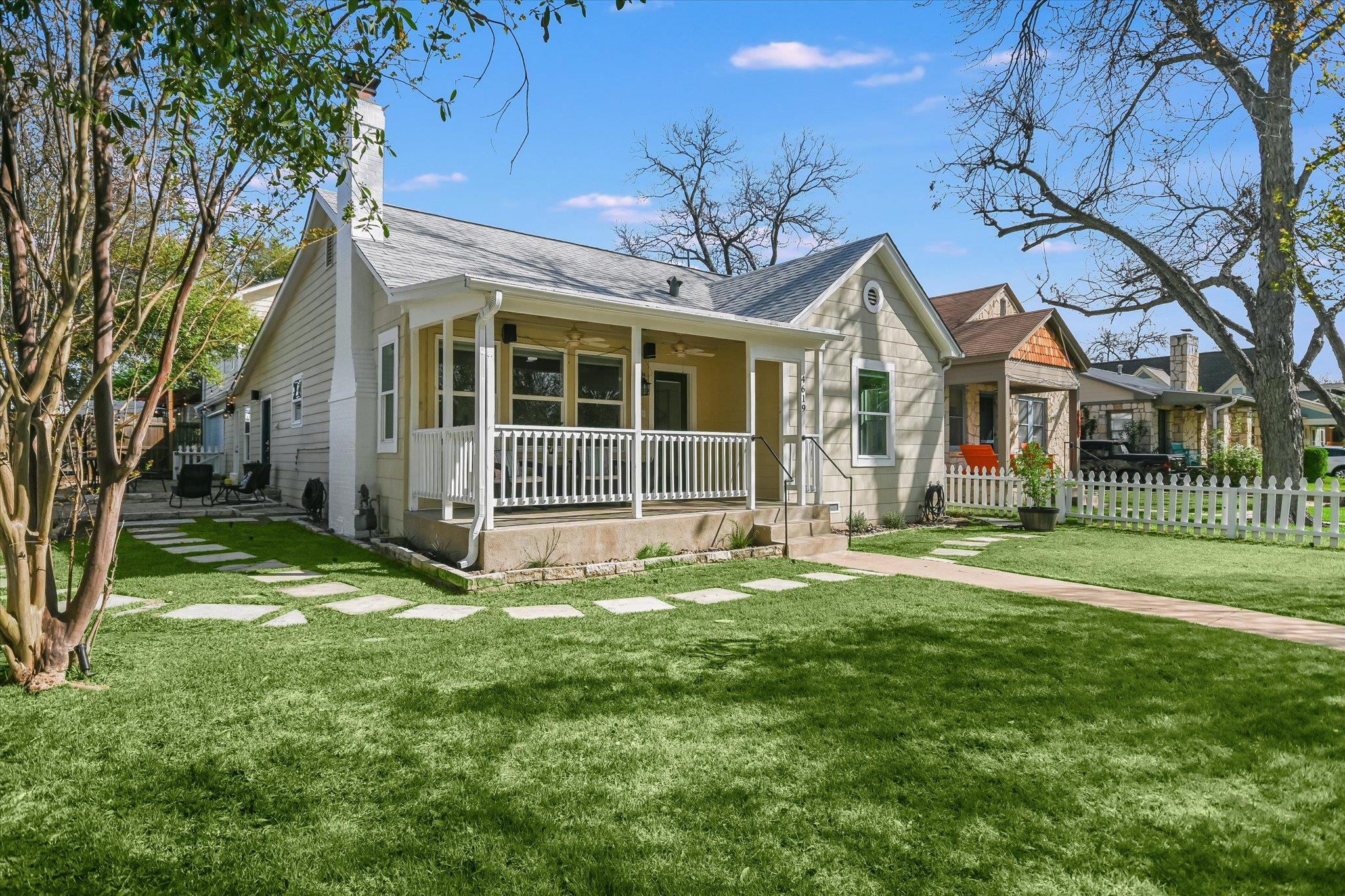 4619 Rosedale Ave Property Photo